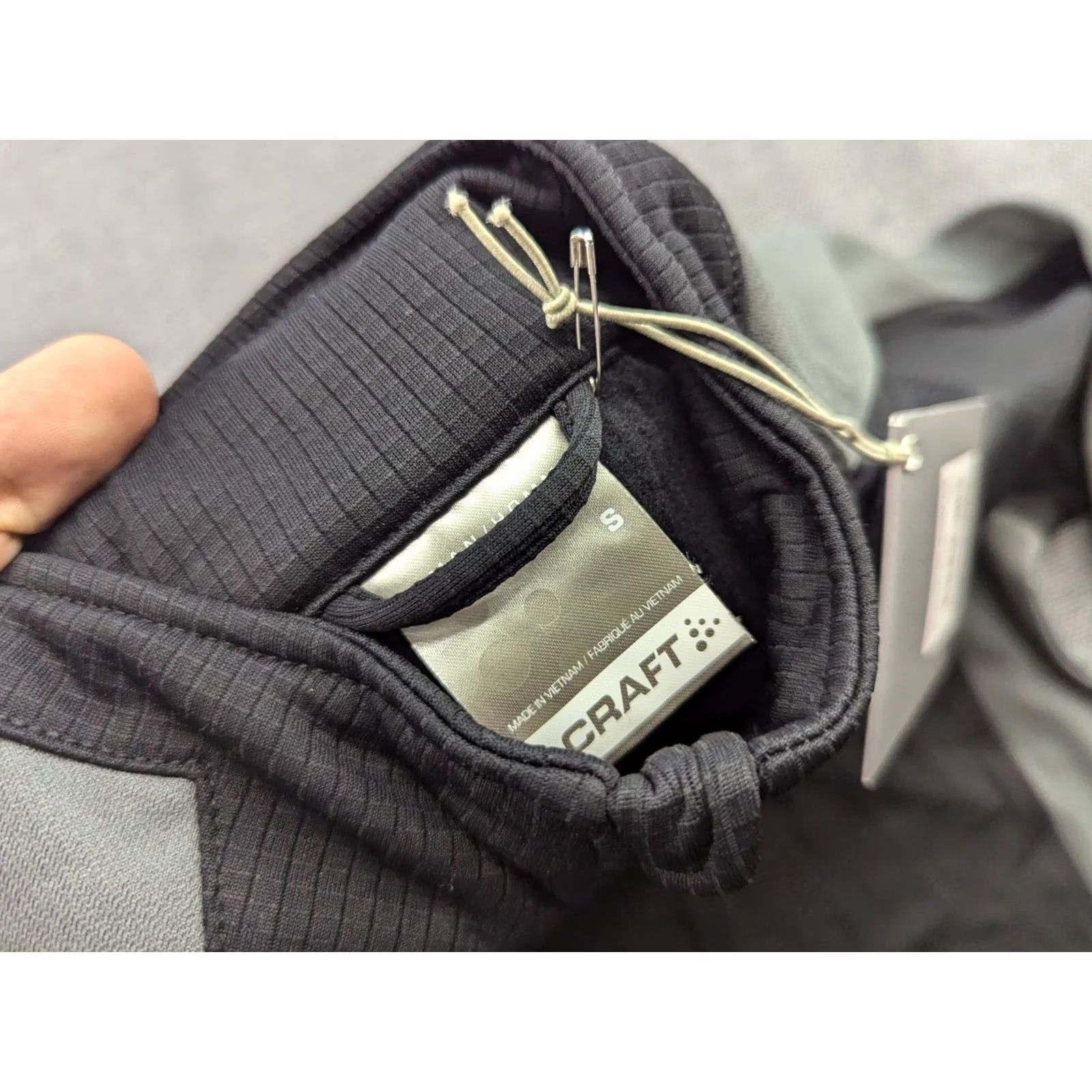Layer 8 CRAFT Mens Ski Top 1/4 Zip Gray Fleece Mid Layer Jacket Small Mens Regular Size S Athletic Fit Quick Dry 100% Polyester Sports Size US S / EU 44-46 / 1 - 5 Thumbnail