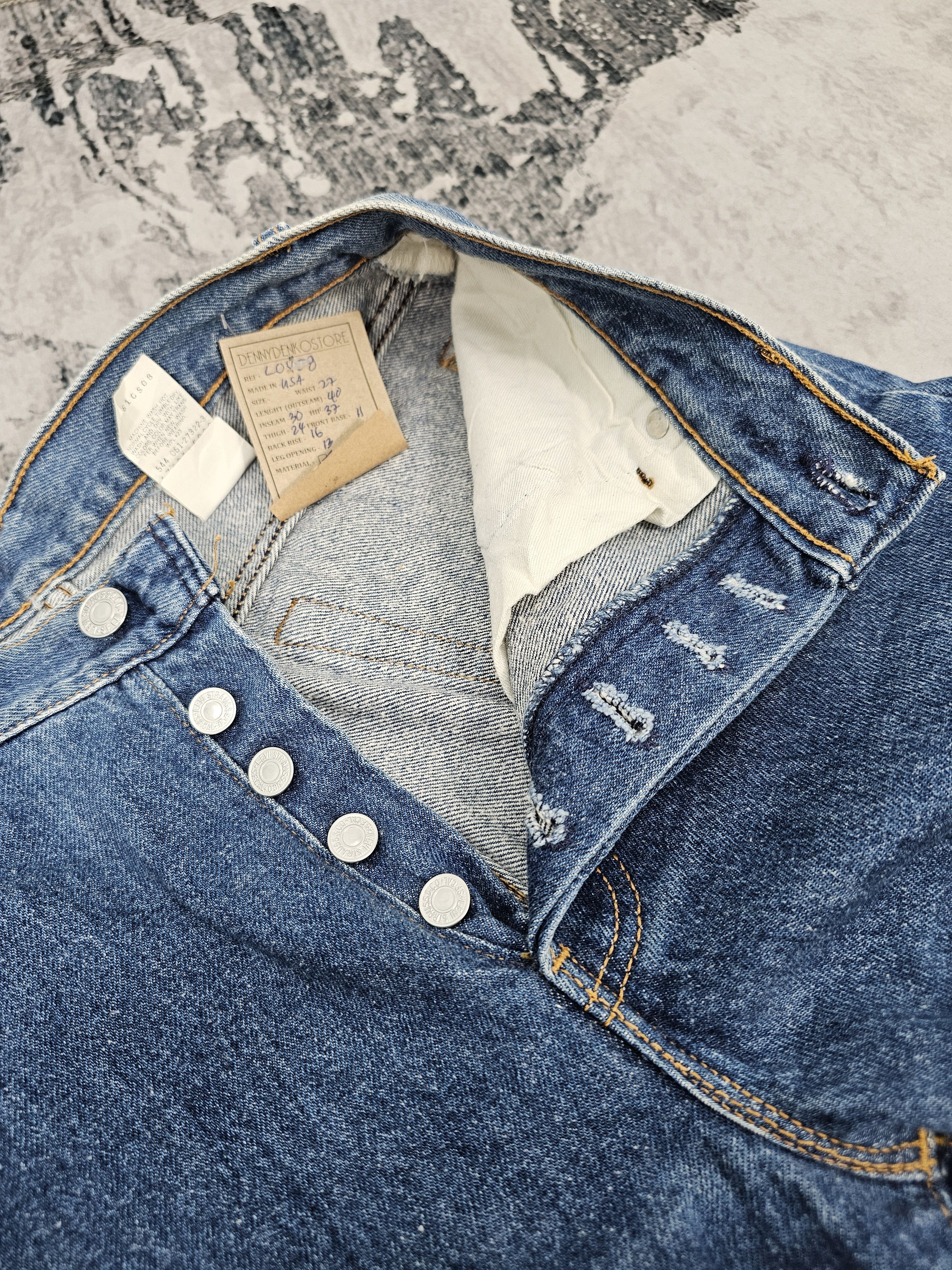 Levi's Vintage Clothing Vintage LEVIS 17501 Carrot Cut Moms Blue Jeans L0458 Size US 27 - 12 Thumbnail
