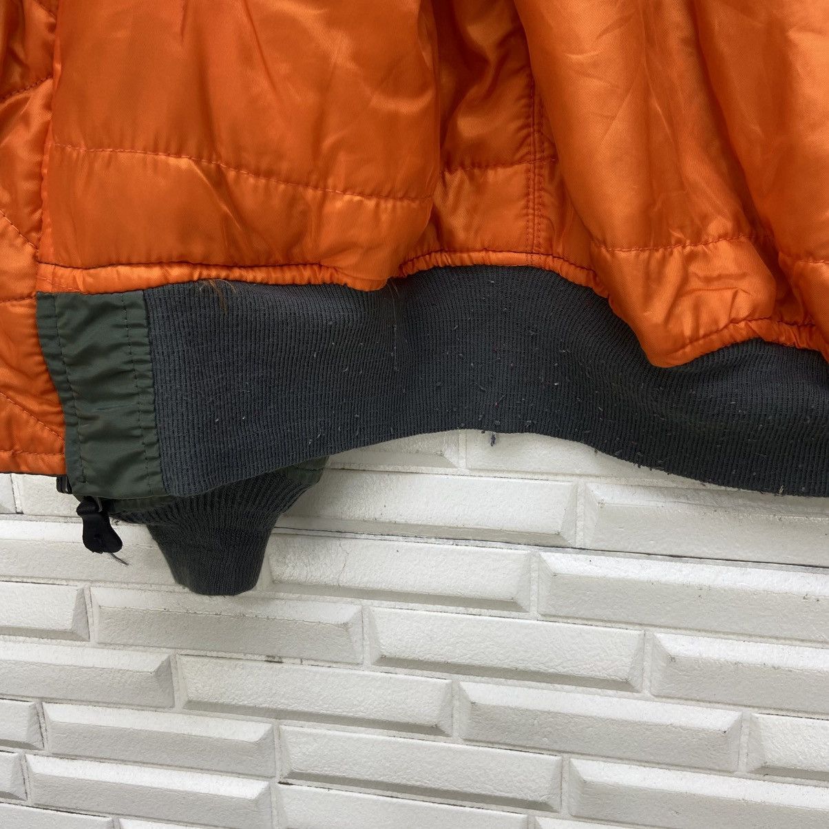 Alpha Industries Vintage Alpha Industries MA-1 Bomber Flight Jacket Size US M / EU 48-50 / 2 - 19 Thumbnail