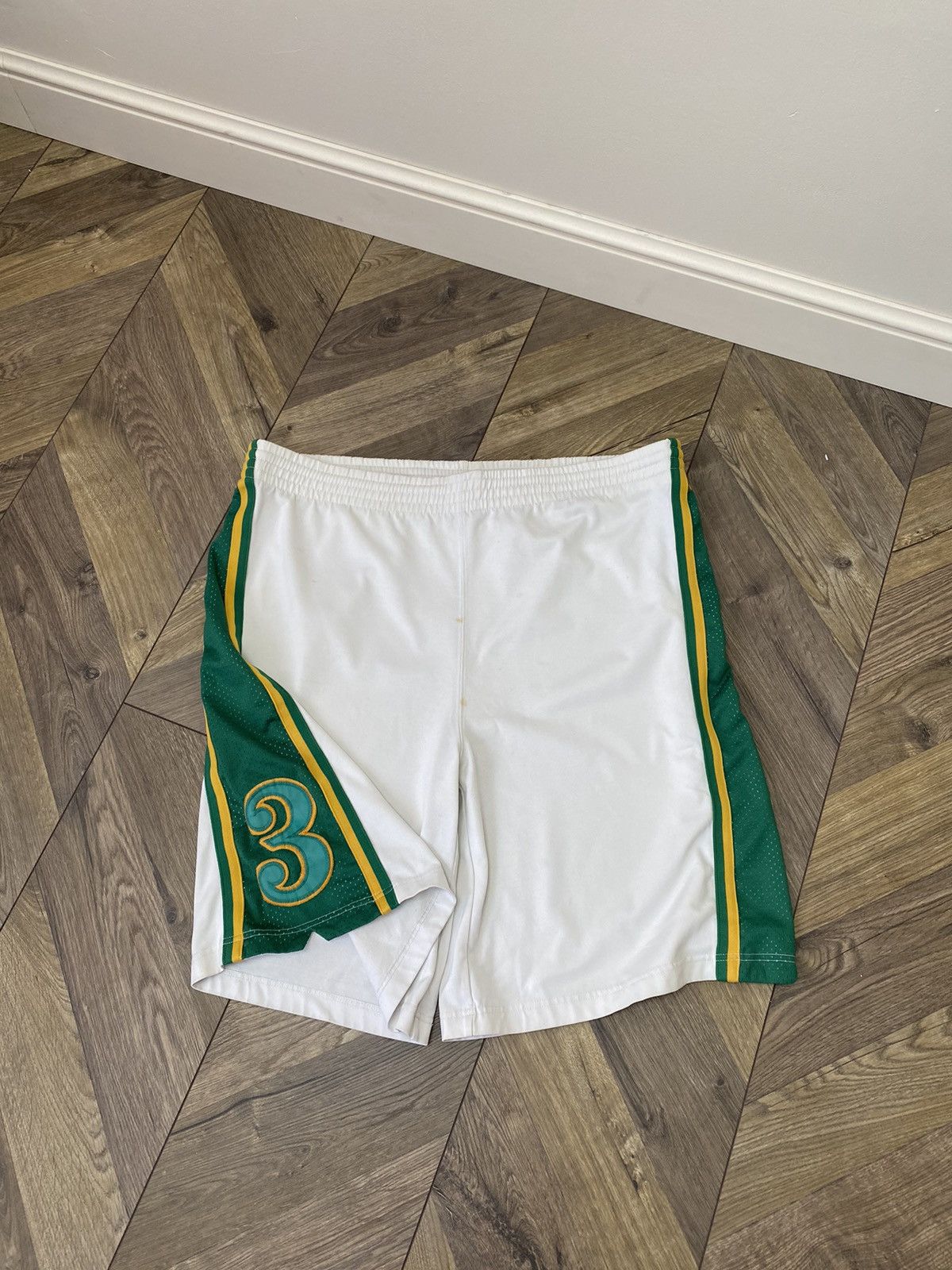 Reebok × Vintage Vintage Reebok Basketball Shorts Size US 35 - 2 Thumbnail