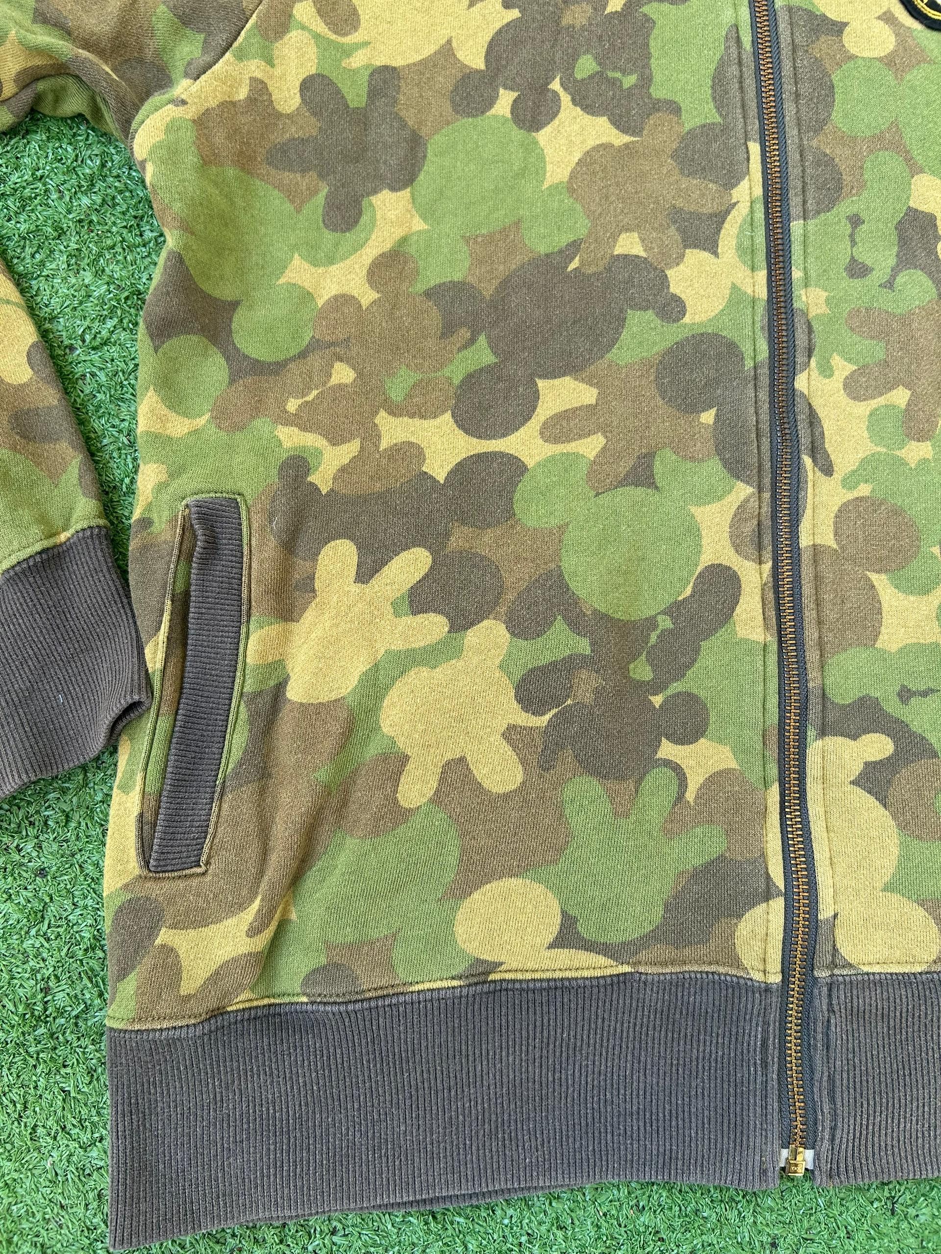Mickey Mouse Vtg Mickey Mouse Pilot Hero Zipper Camo Hoodies Size US L / EU 52-54 / 3 - 6 Thumbnail