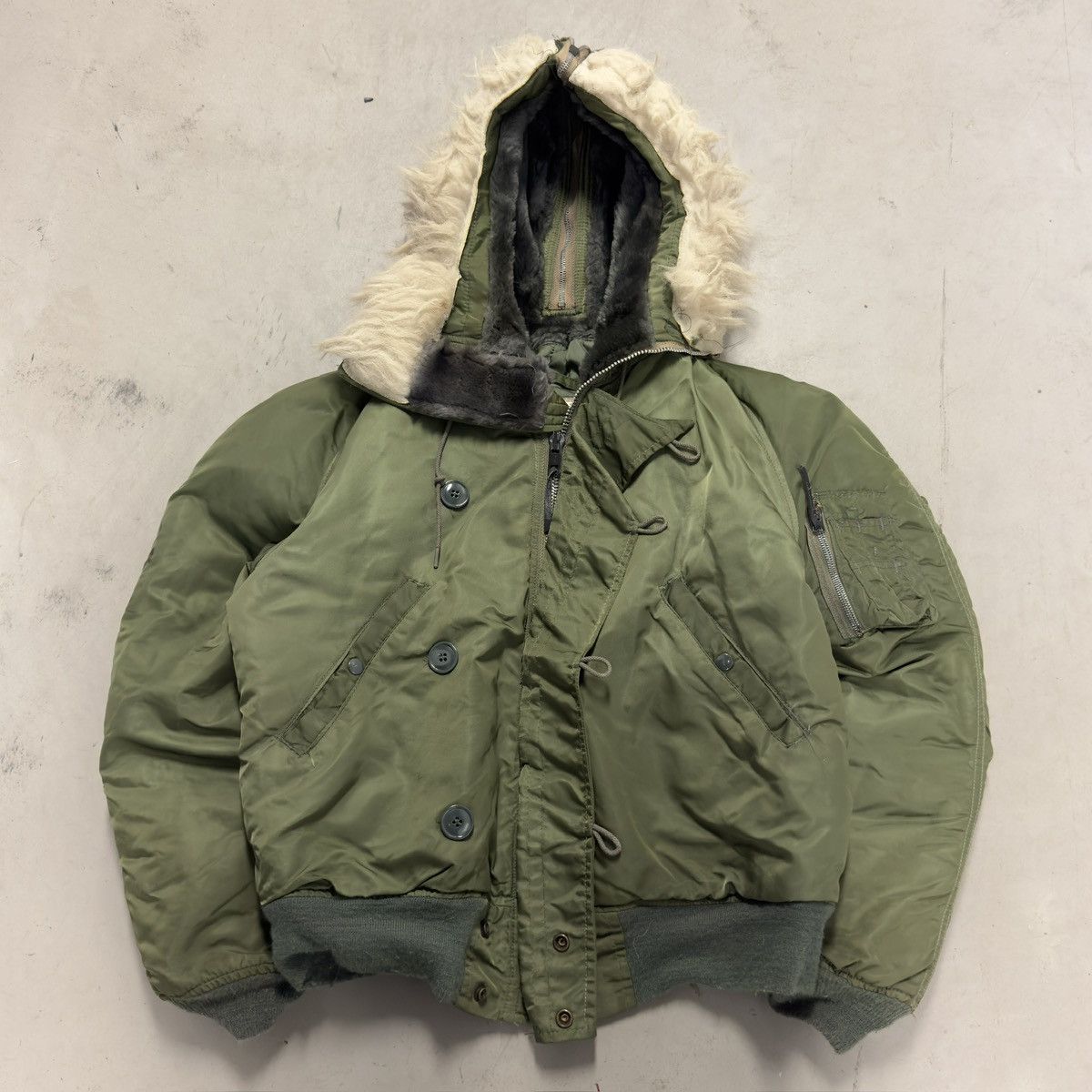 Alpha Industries Vintage 70s Alpha Industries N-2B Fur Hood Bomber Jacket Size US M / EU 48-50 / 2 - 1 Thumbnail