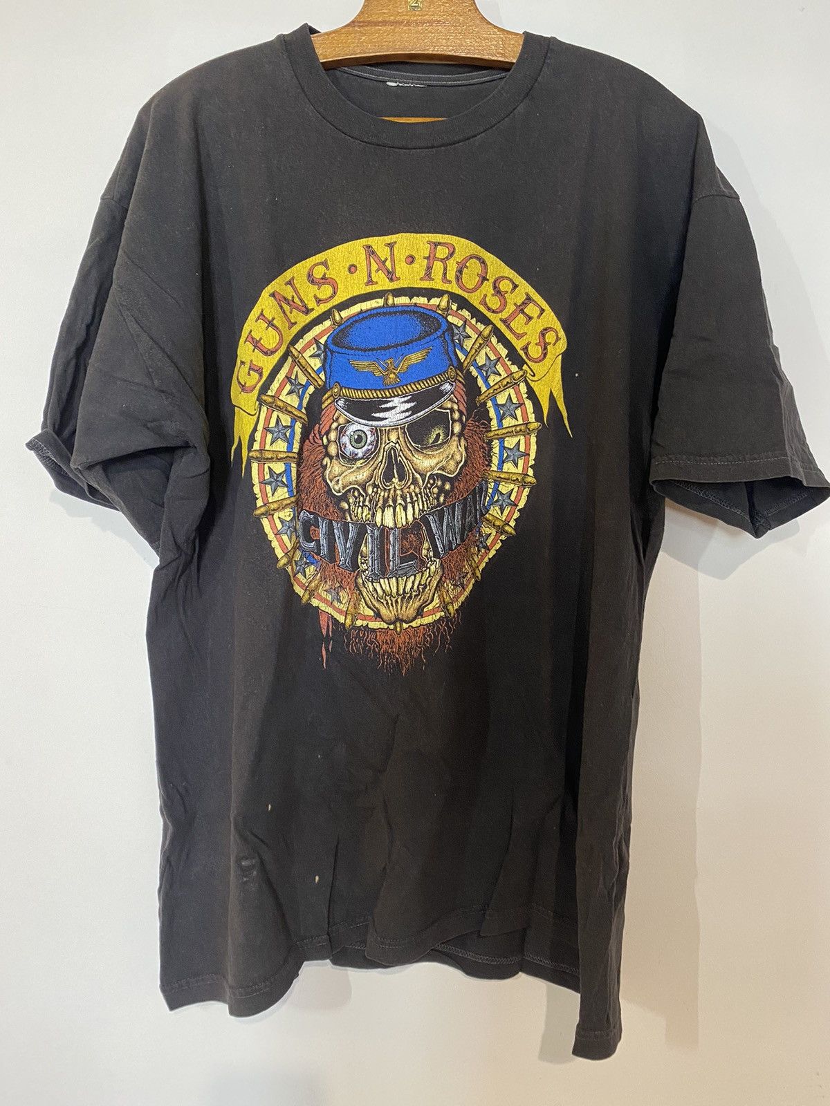 Band Tees Guns N’ Roses civil war vintage 90s tour shirt Size US XL / EU 56 / 4 - 1 Thumbnail