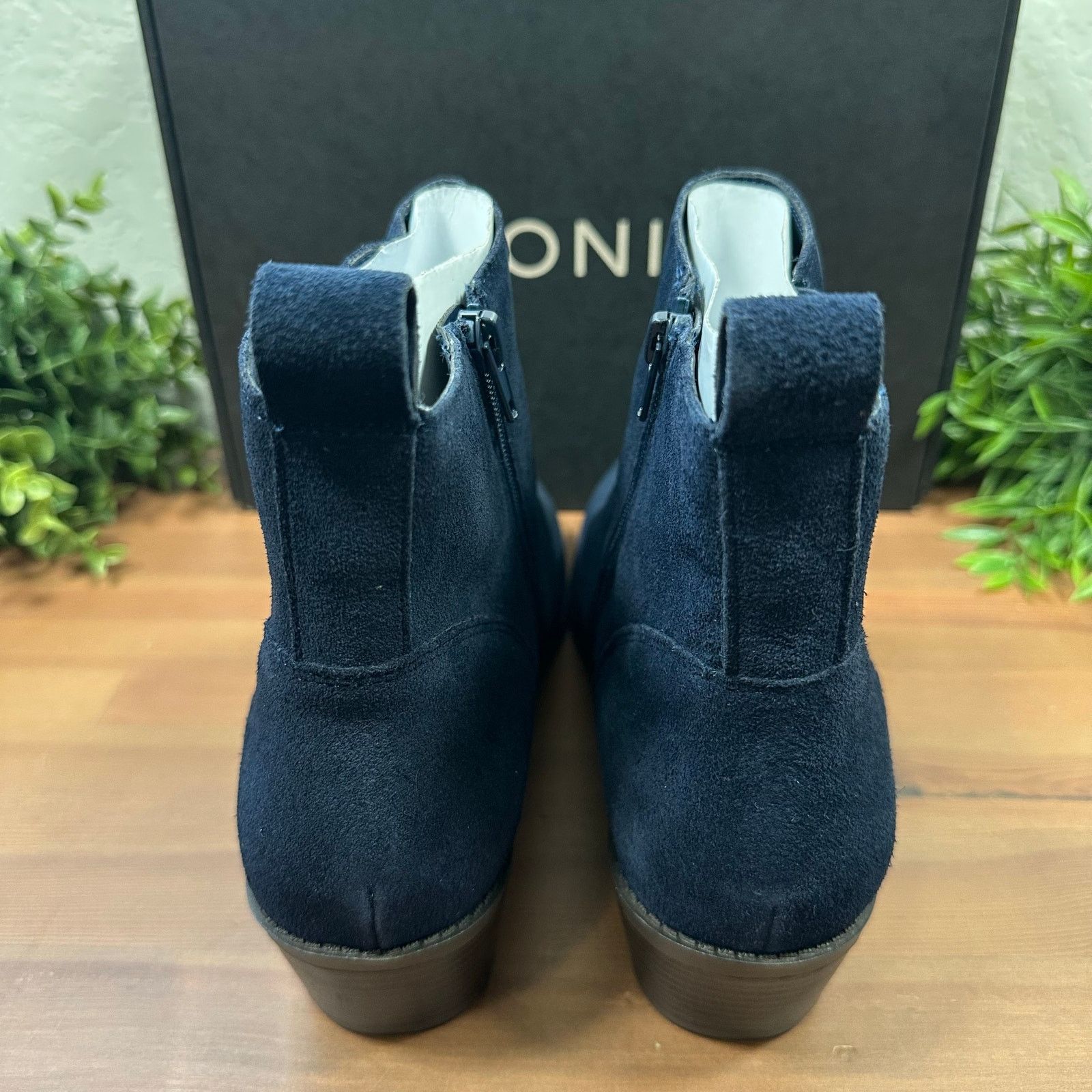 Vionic Vionic Roseland Wide Water-Repellent Suede Ankle Boots Size US 11 / IT 41 - 5 Thumbnail
