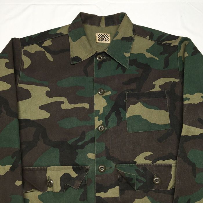 Vintage Vintage rattlers brand Camo button up t shirt