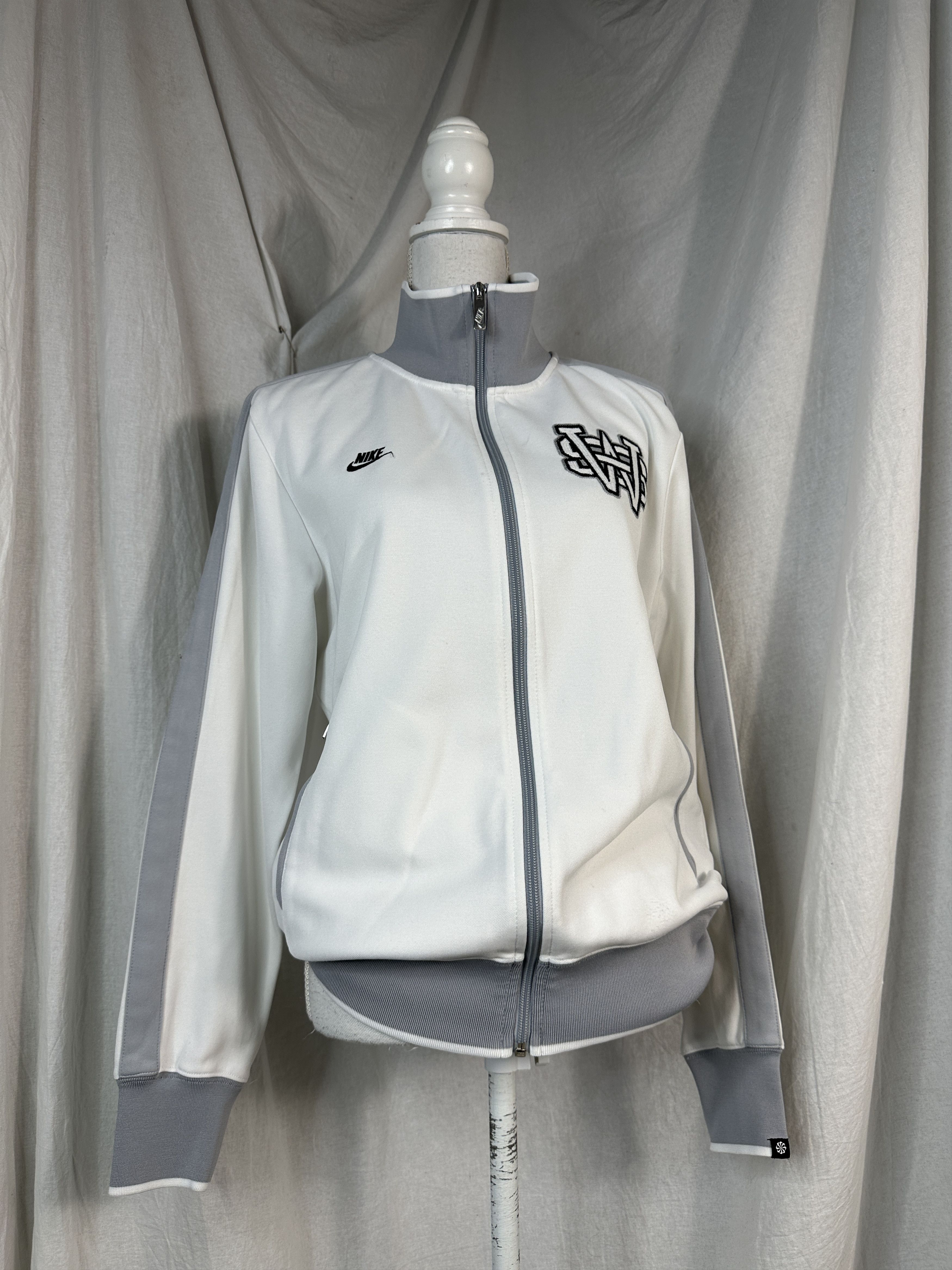 Nike × Vintage Vintage Streetwear Sportswear Y2K Nike Zip Tracksuit Size US M / EU 48-50 / 2 - 4 Thumbnail