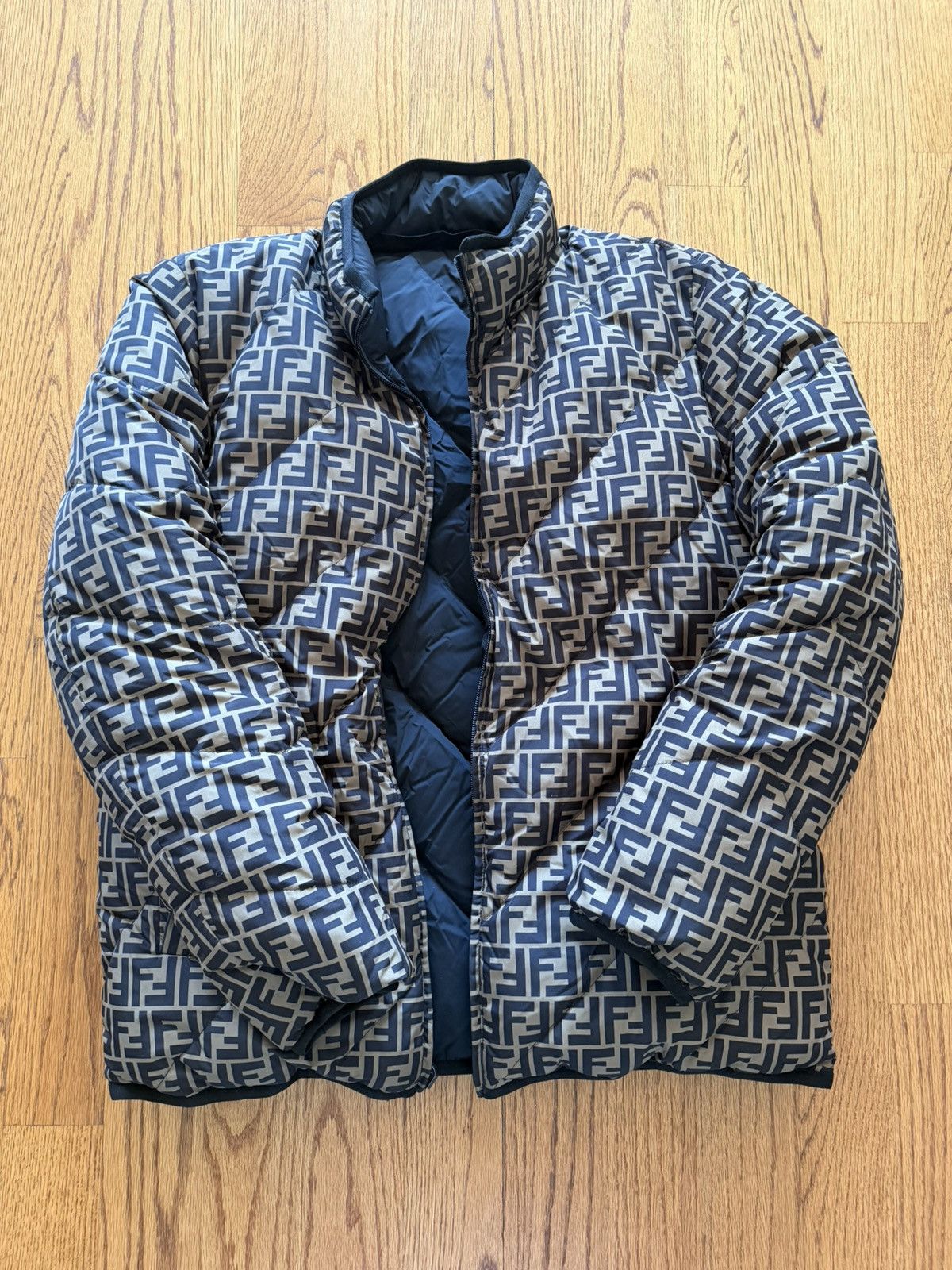 Fendi ***RARE REVERSIBLE MONOGRAM FENDI COAT Size US L / EU 52-54 / 3 - 1 Thumbnail