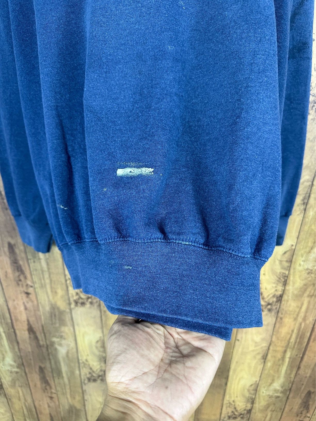 Fruit Of The Loom × Vintage Vintage Plain FOTL Distressed Faded Crewneck A298 Size US XL / EU 56 / 4 - 6 Thumbnail