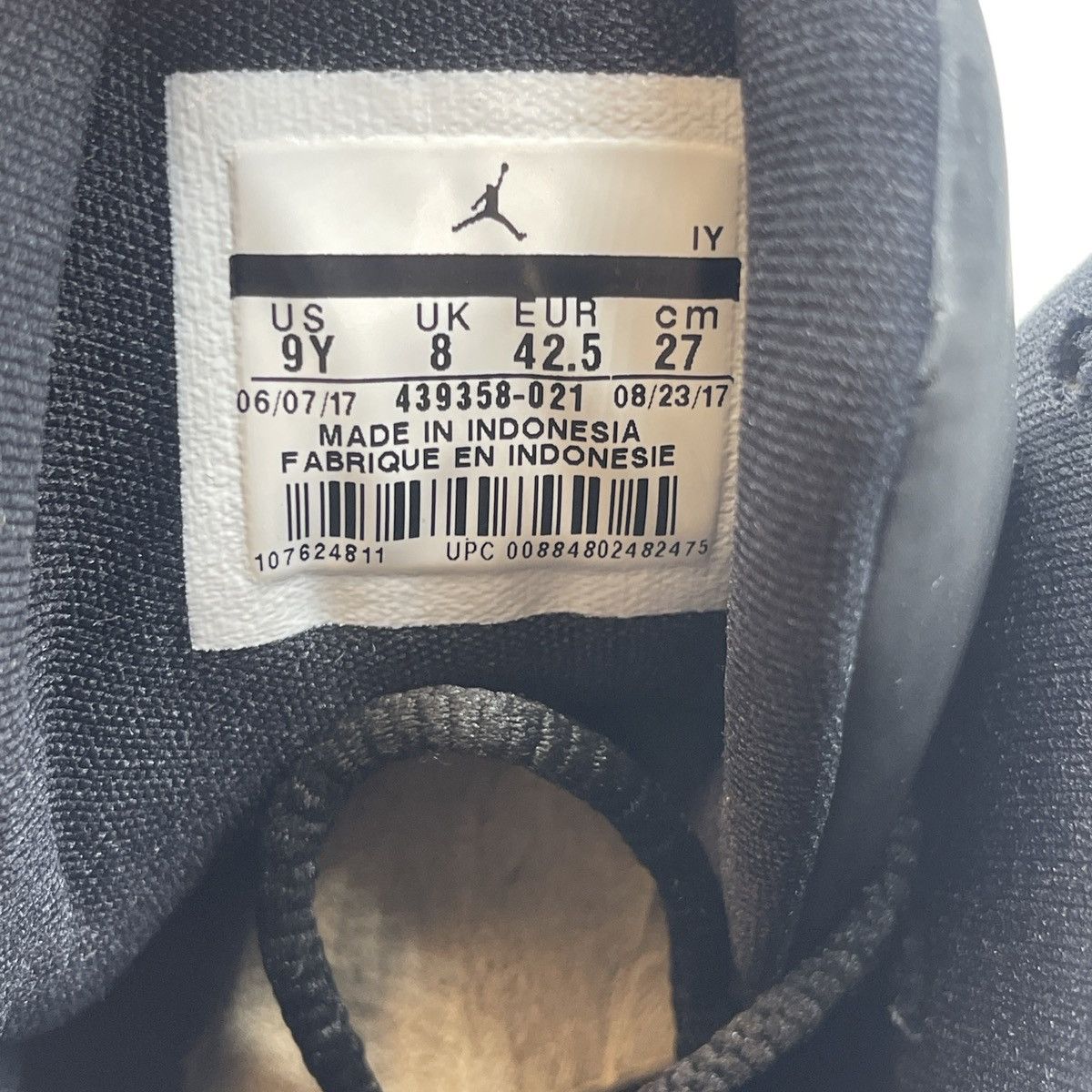 Jordan Brand Air Jordan 13 city of flight Size US 9 / EU 42 - 8 Thumbnail