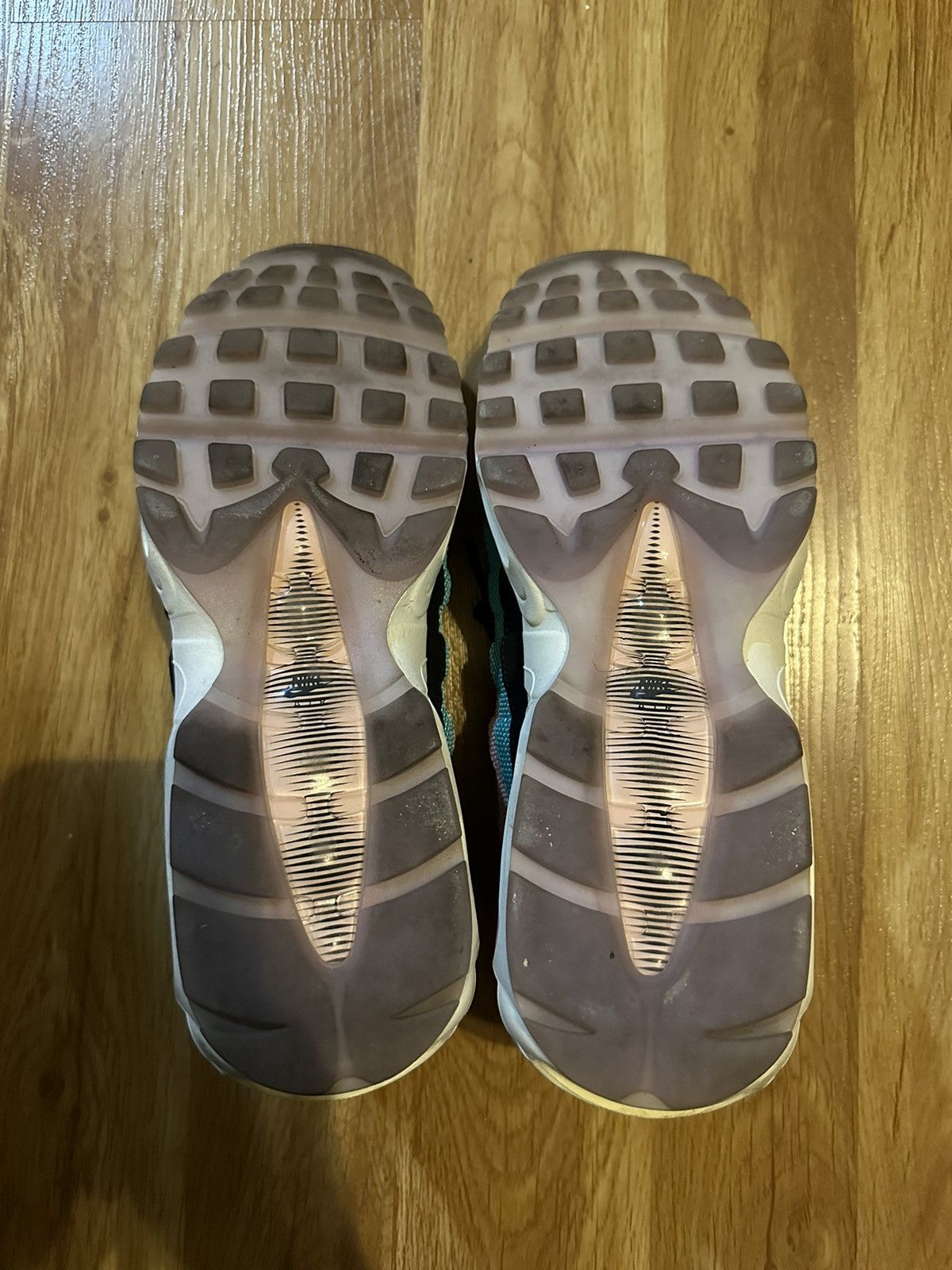 Nike Nike Air Max 95 Have a Nike Day Size US 12 / EU 45 - 6 Thumbnail