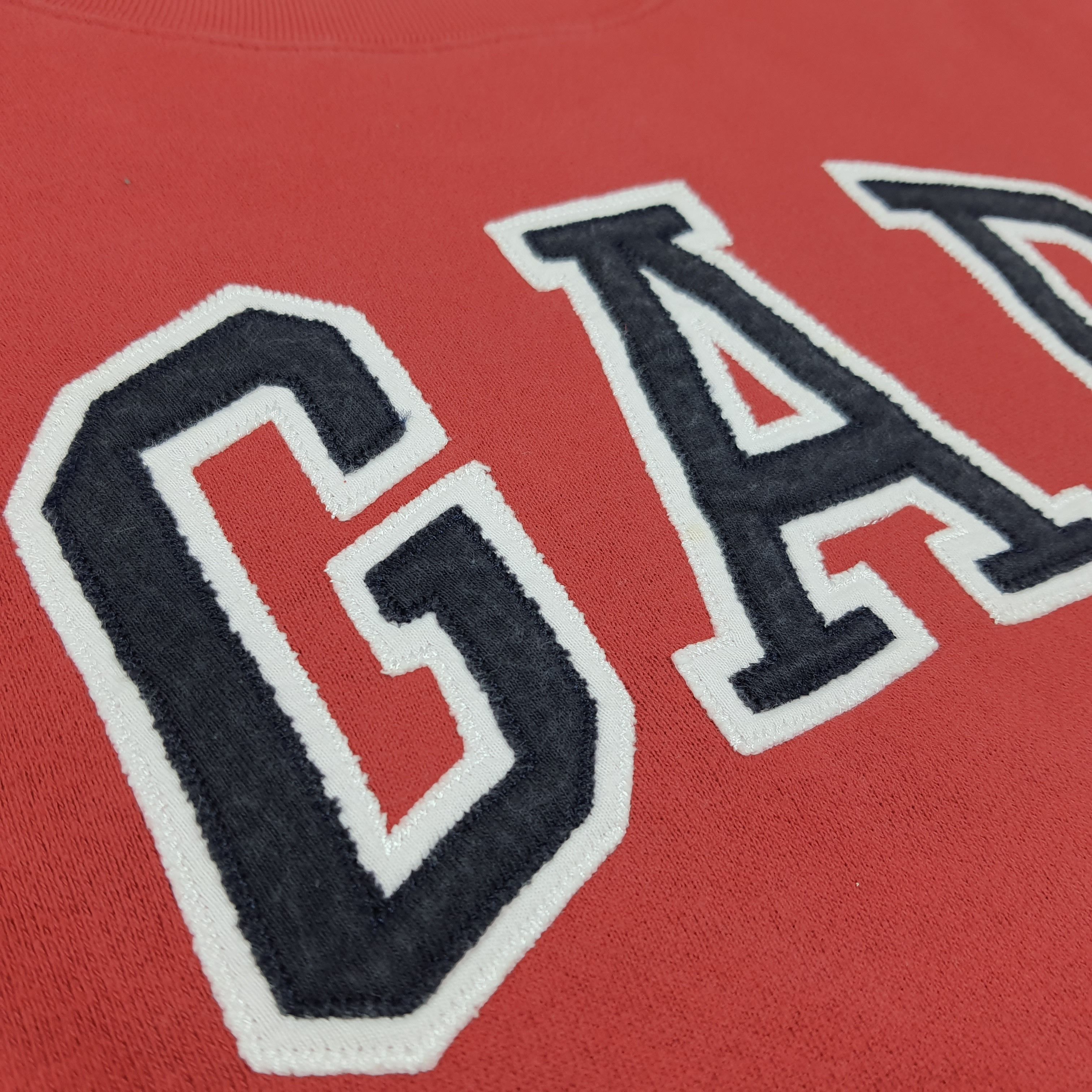 Gap Vintage GAP Spell Out Sweatshirt C288N17 Size US M / EU 48-50 / 2 - 2 Thumbnail