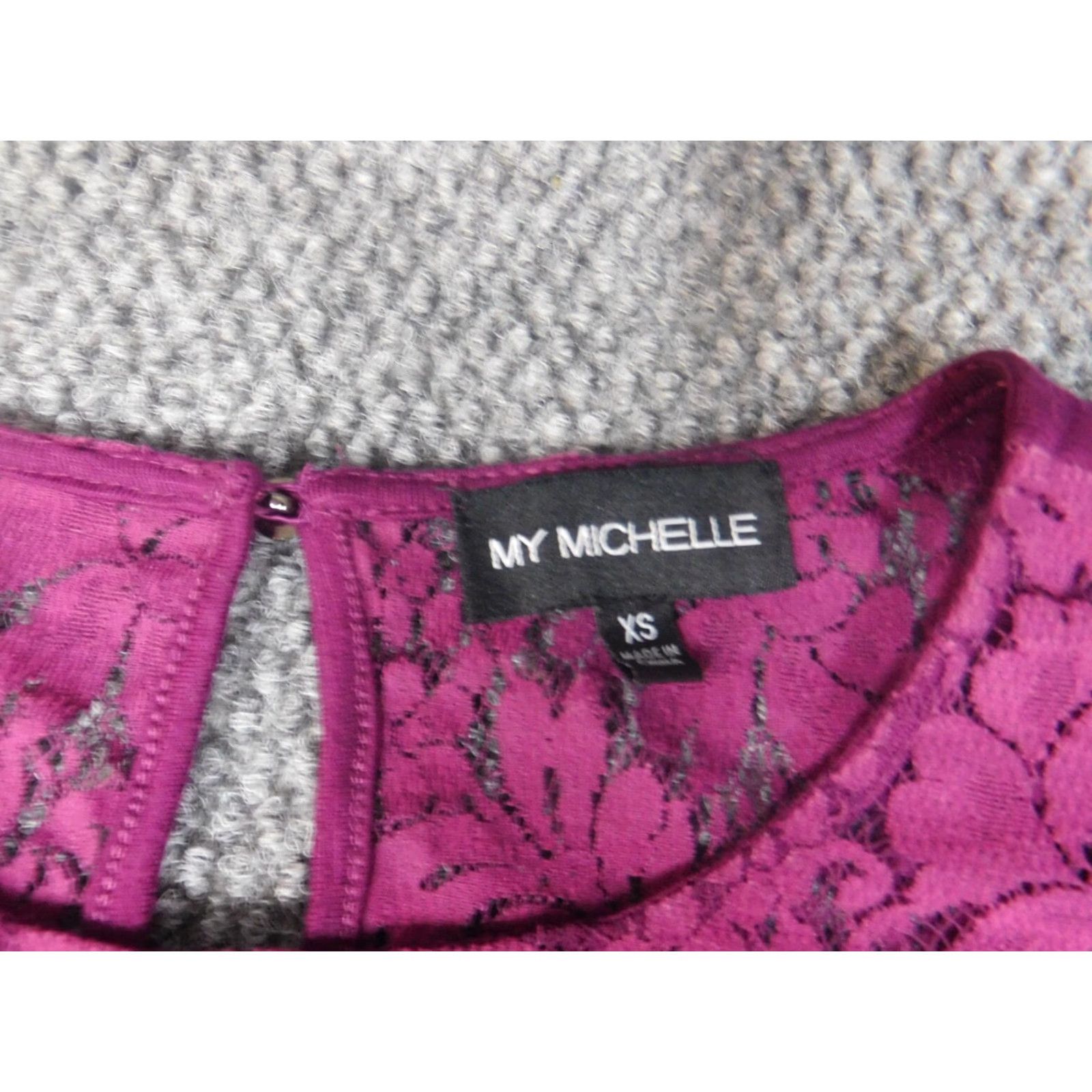 Vintage My Michelle Blouse Womens XS Purple Crew Neck Pullover Stretch Floral Button Casual Basic Crew Neck Flower Stretch Regular Satin? Size XS / US 0-2 / IT 36-38 - 5 Thumbnail