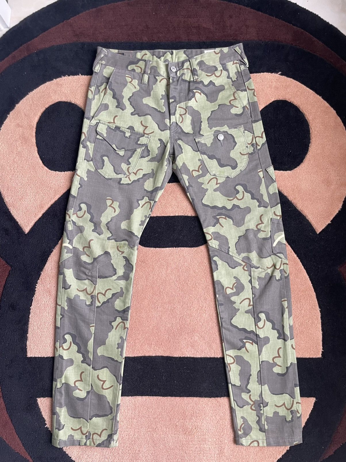 Evisu × Vintage EVISU camo multi-pocket style jeans size：30x32 Size US 30 / EU 46 - 2 Thumbnail