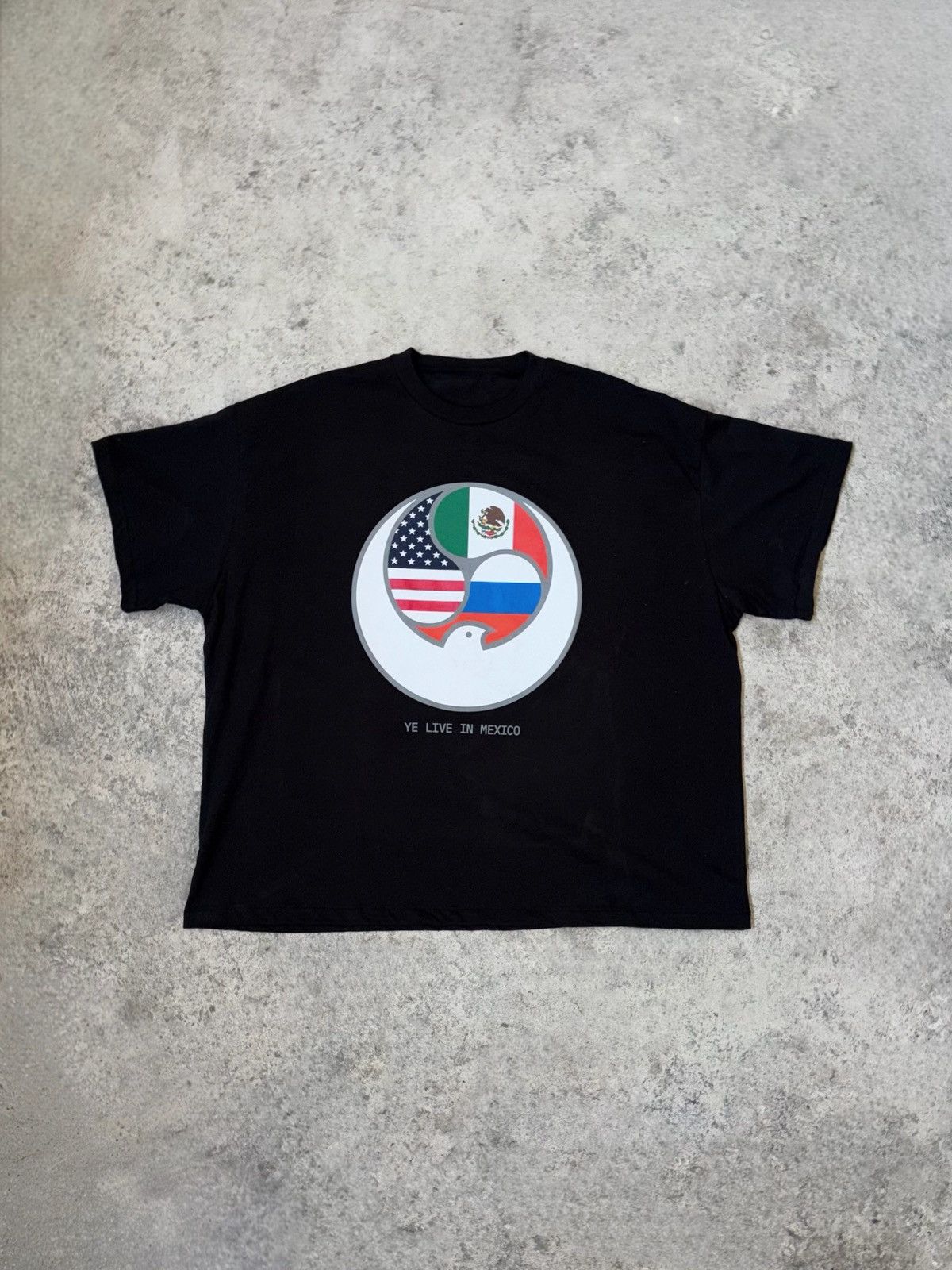 Yeezy YZY TS-07 Black T-Shirt (Mexico Concert Merch) Size US M / EU 48-50 / 2 - 1 Thumbnail