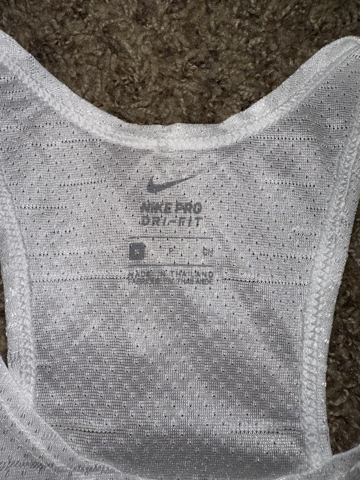 Nike Nike Pro Women's Dri-FIT Training Black Tank Top Size S / US 4 / IT 40 - 5 Thumbnail