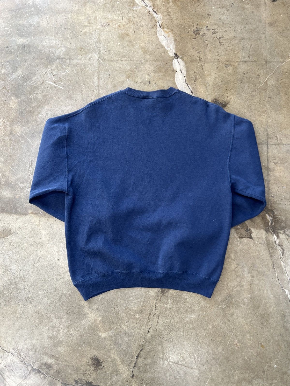 Russell Athletic × Vintage Vintage Navy Russell Athletic Crewneck USA TAG Sz. XL Size US XL / EU 56 / 4 - 4 Thumbnail