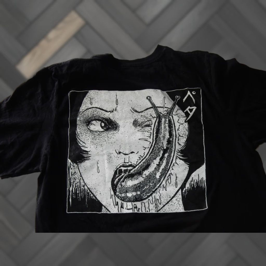 Ripple Junction VINTAGE Junji Ito Men's T-Shirt Size S Black Short Sleeve Cotton Graphic Anime 90s Size US S / EU 44-46 / 1 - 1 Thumbnail