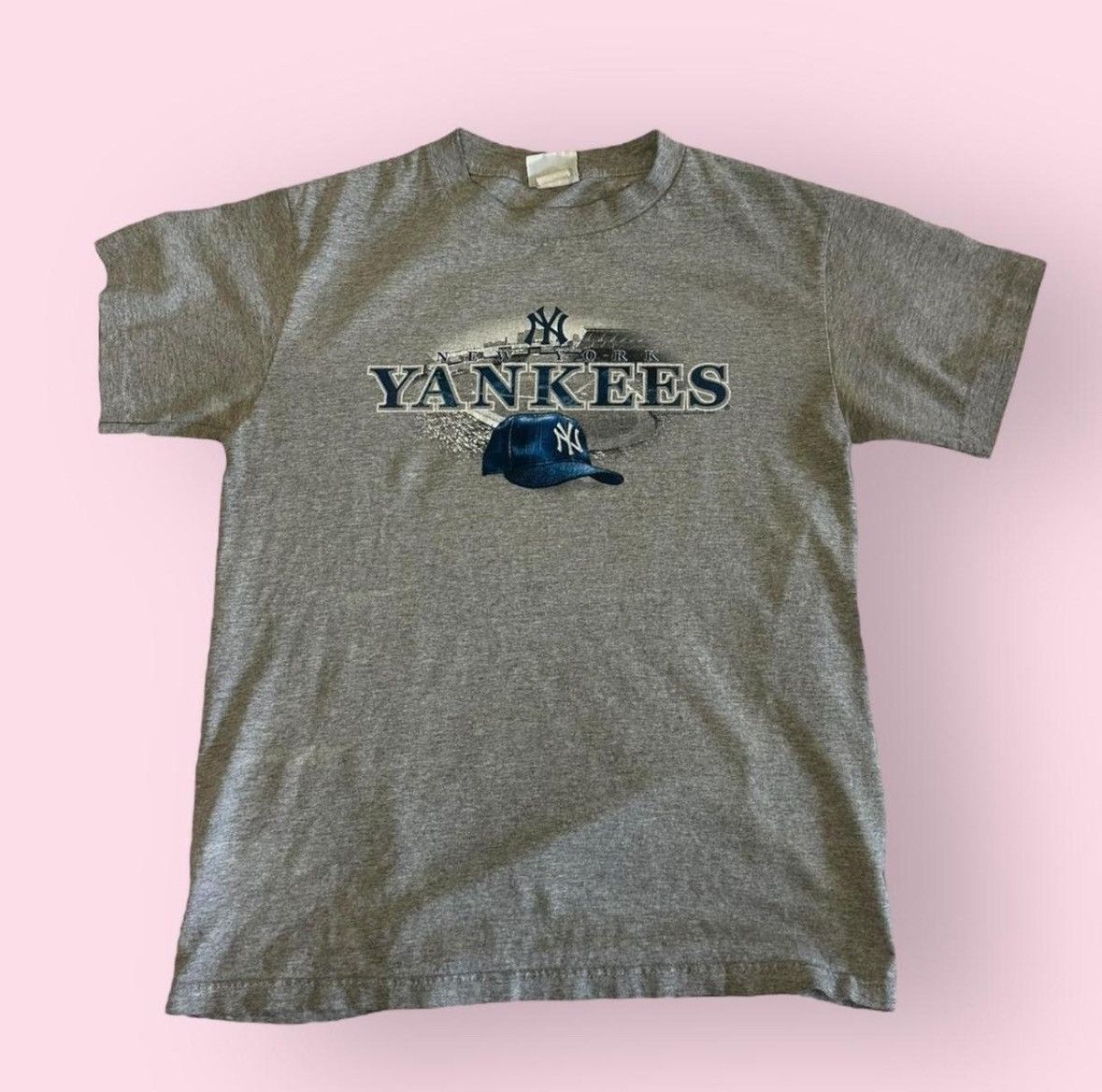 Lee Vintage LEE SPORTS NY Yankees Grey T Shirt Size US S / EU 44-46 / 1 - 1 Thumbnail