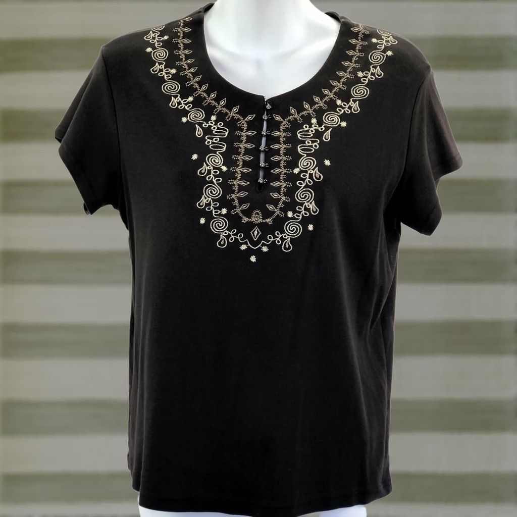 Vintage VINTAGE White Stag Top Shirt L Brown Embroidered V-Neck Short Sleeve 2000s Y2K Boho Tribal Mens Women Girls Boys Size L / US 10 / IT 46 - 1 Thumbnail