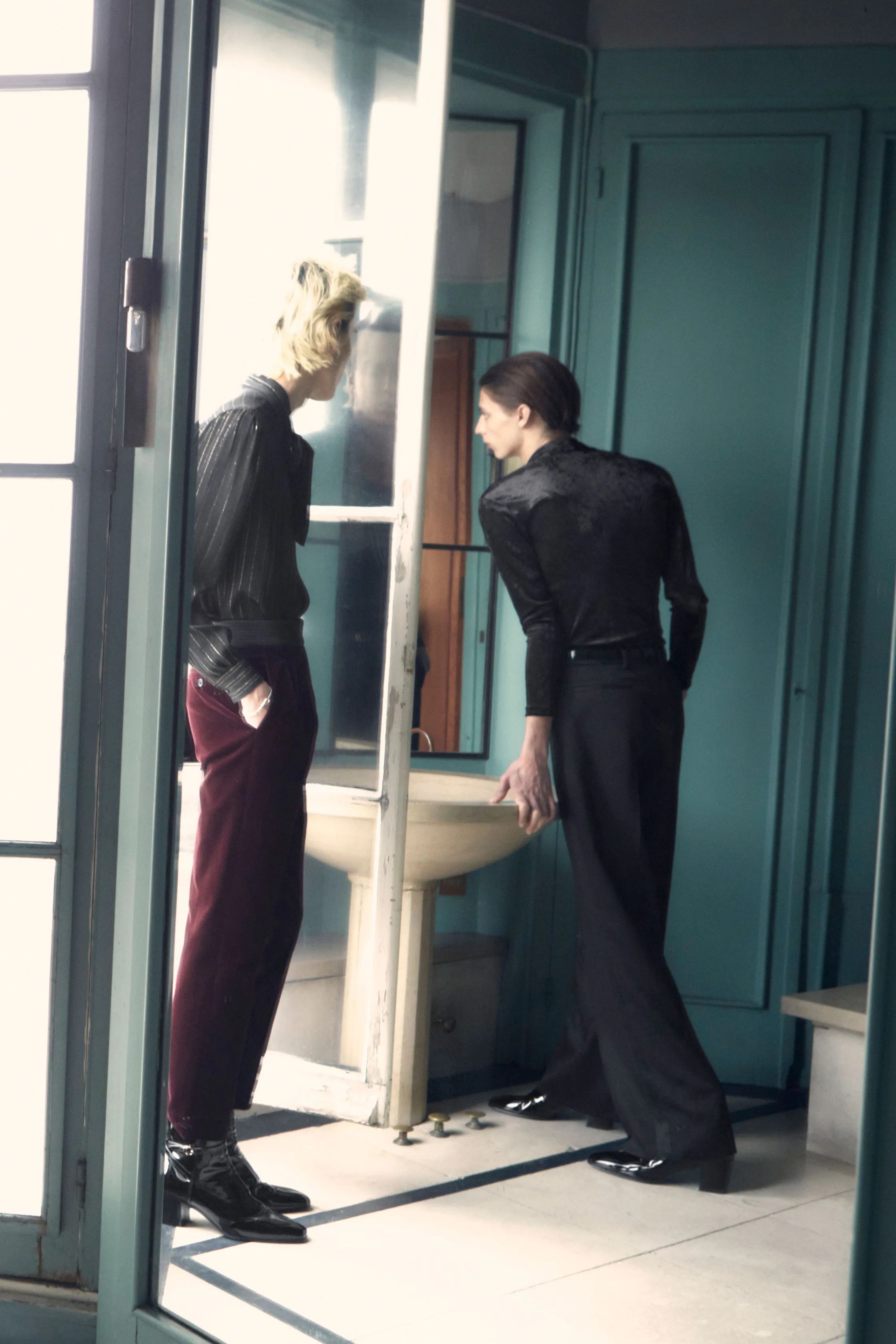 Saint Laurent Paris FW22' Saint Laurent Carrot-fit Velvet Pants Size US 30 / EU 46 - 4 Thumbnail