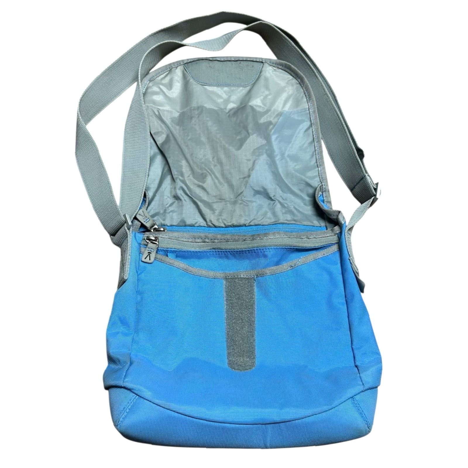 KEEN KEEN Travel Bag Crossbody Blue Outdoors Gorpcore Adjustable Strap Hiking Size ONE SIZE - 6 Thumbnail