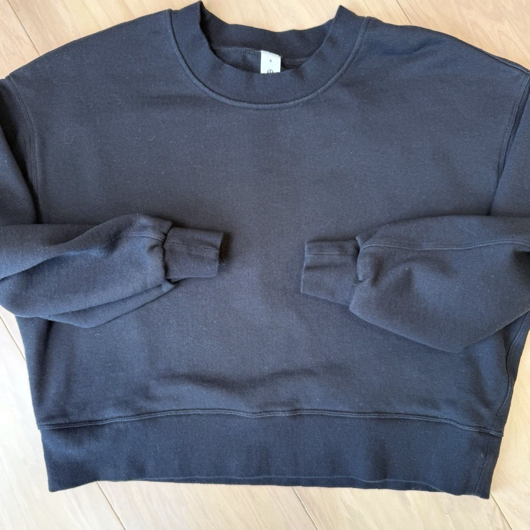Lululemon Lululemon Sweatshirt Women's 6 Black Cropped Fleece Pullover Athleisure Yoga Shirt Ladies Pullovers Cropped Black Size M / US 6-8 / IT 42-44 - 5 Thumbnail