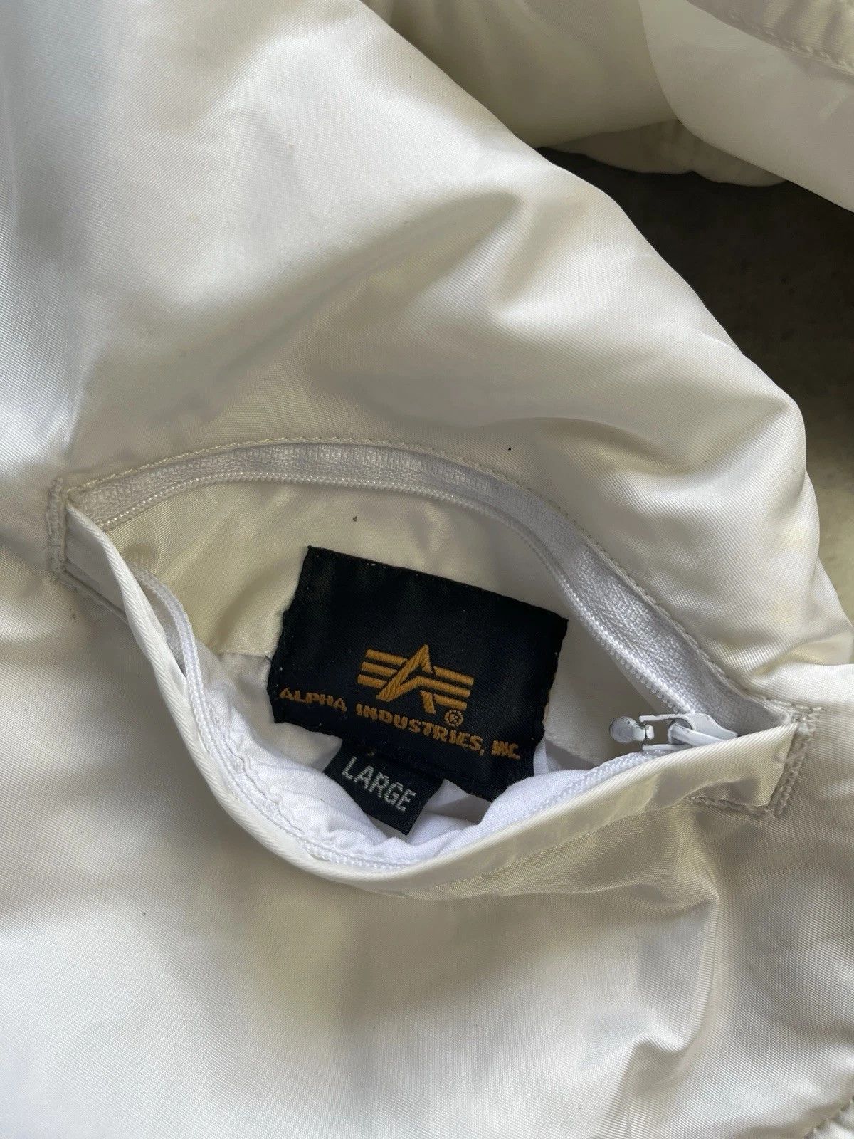Alpha Industries Vintage Alpha Industries Reversible Bomber Jacket Size L / US 10 / IT 46 - 9 Thumbnail
