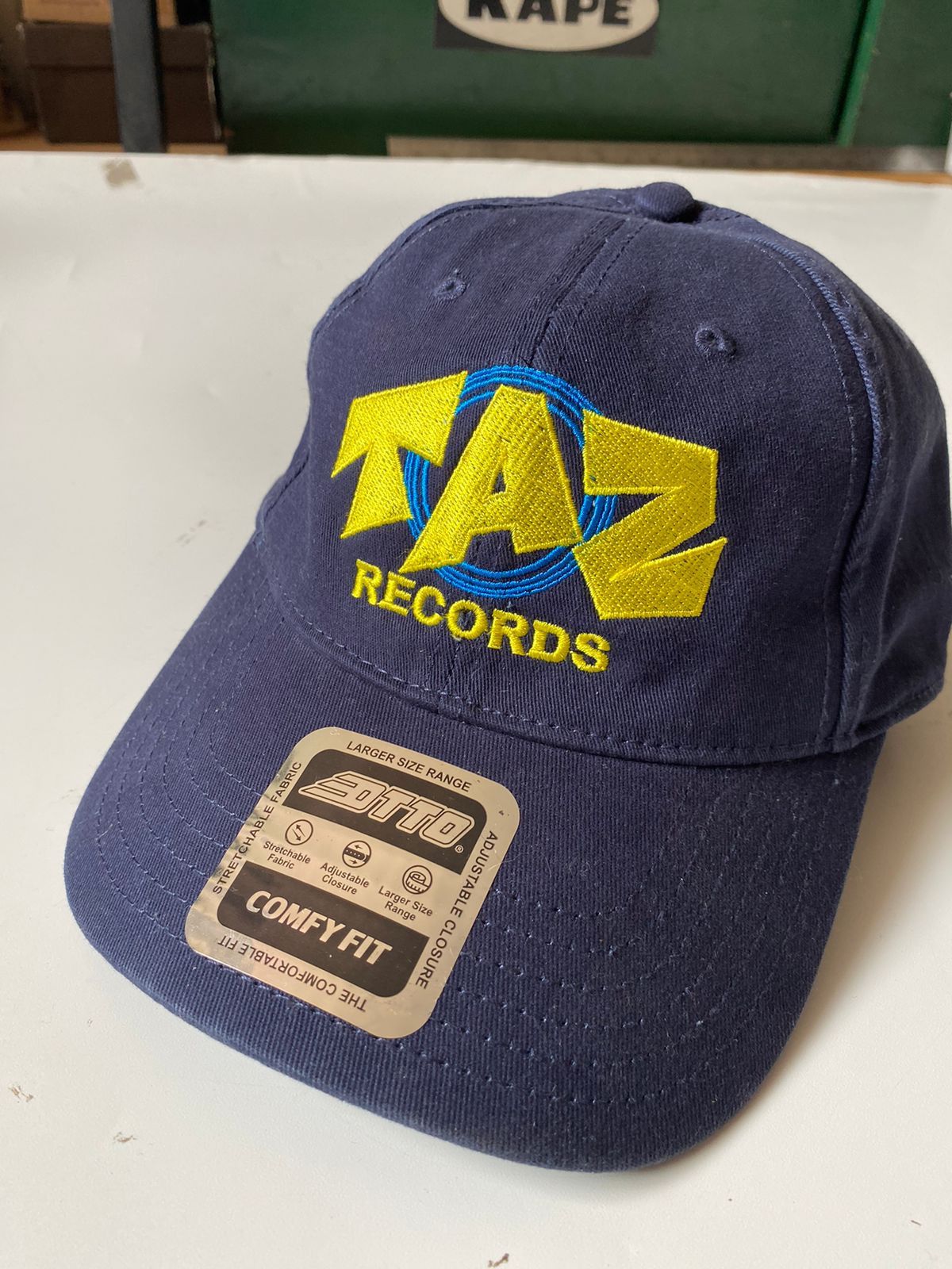 Band Tees × Rap Tees × Vintage Taz Records Flexfit Caps 00s Logo Size ONE SIZE - 1 Thumbnail