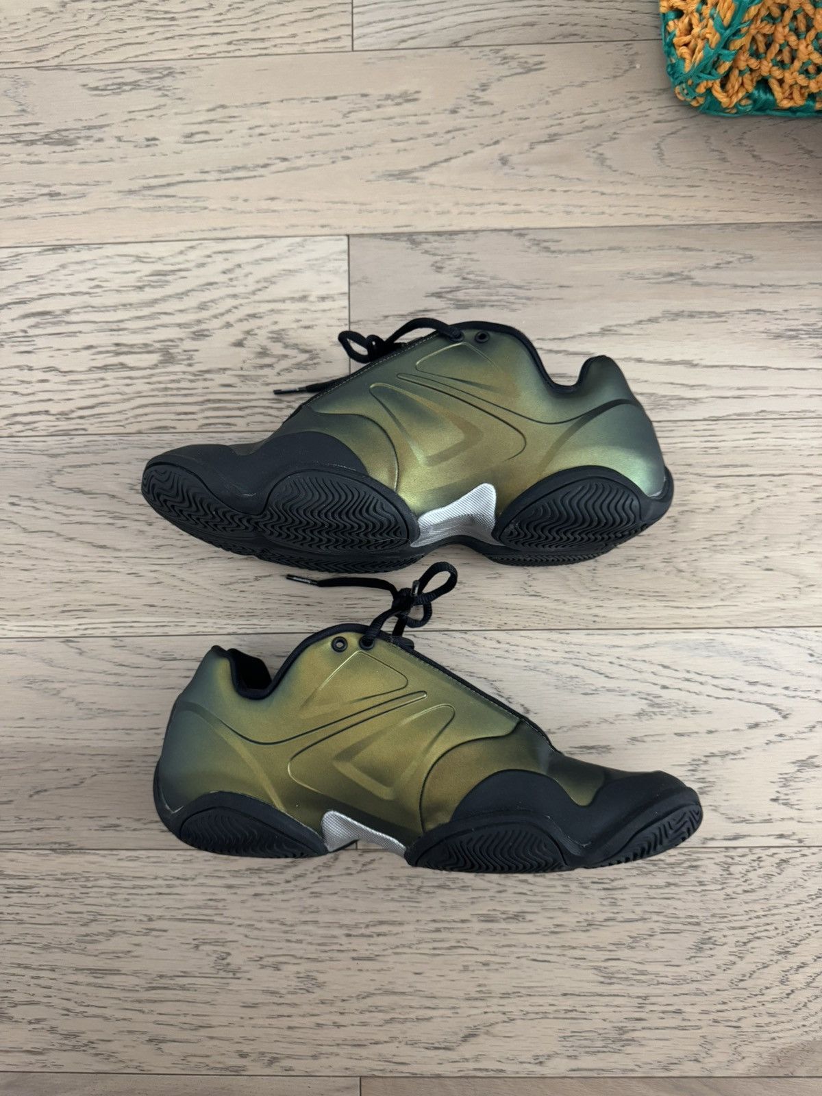 Nike × Supreme Nike x Supreme Airzoom Courtposite Size US 8 / EU 41 - 1 Thumbnail