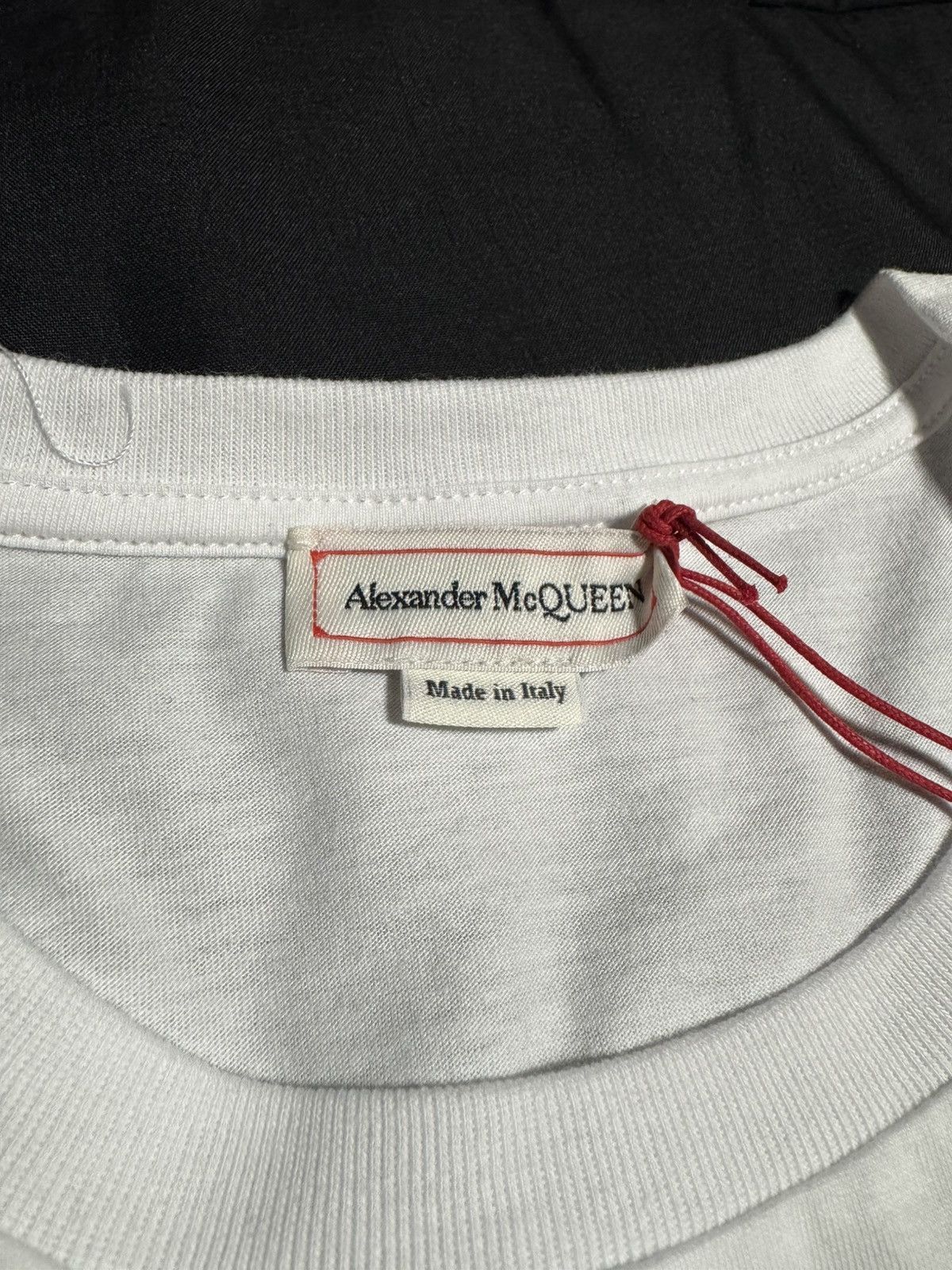 Alexander McQueen Alexander mcqueen graffiti tee Size US S / EU 44-46 / 1 - 4 Thumbnail