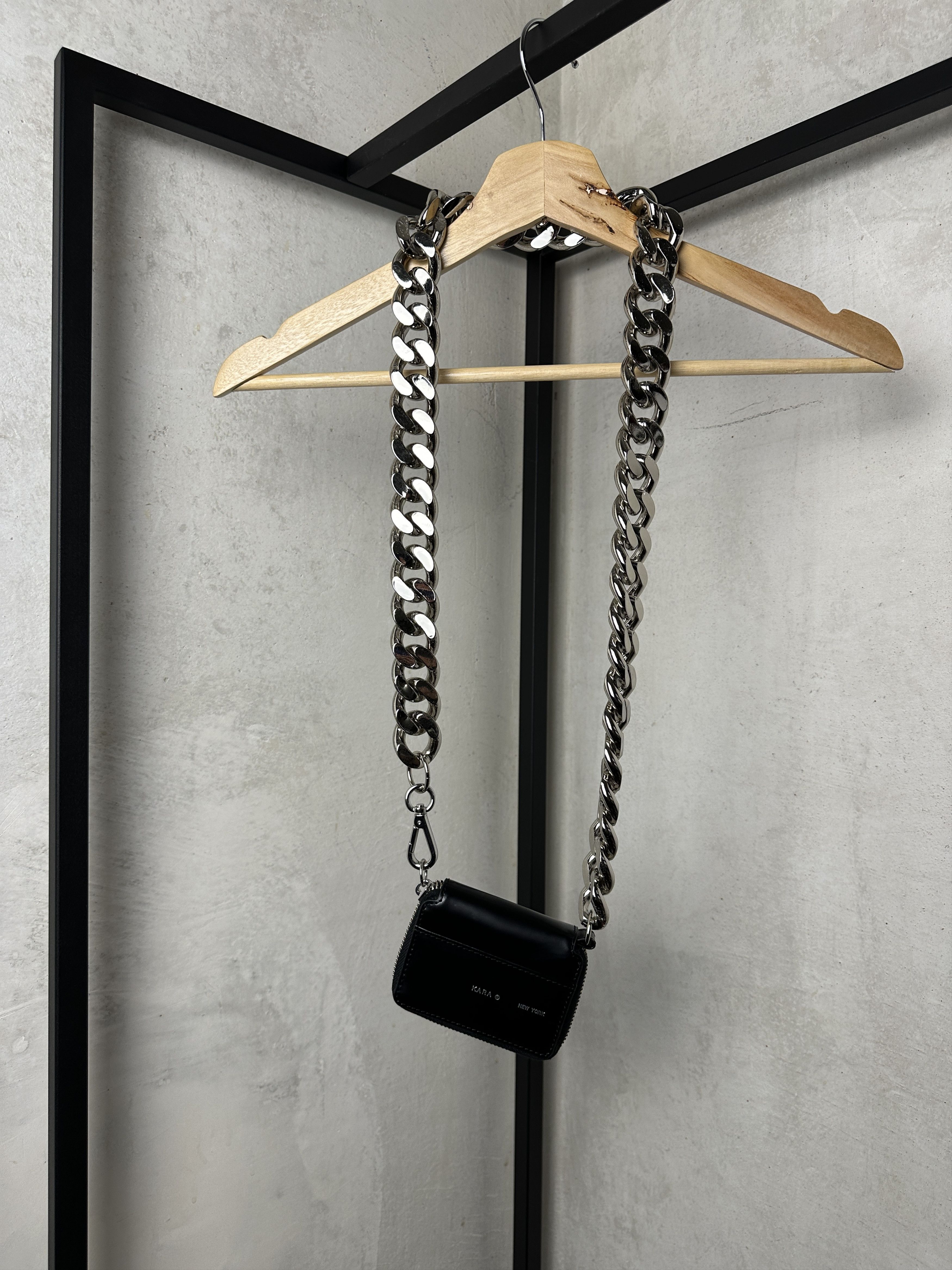 KARA KARA Chain-Linked Leather Mini-Bag Size ONE SIZE - 7 Thumbnail