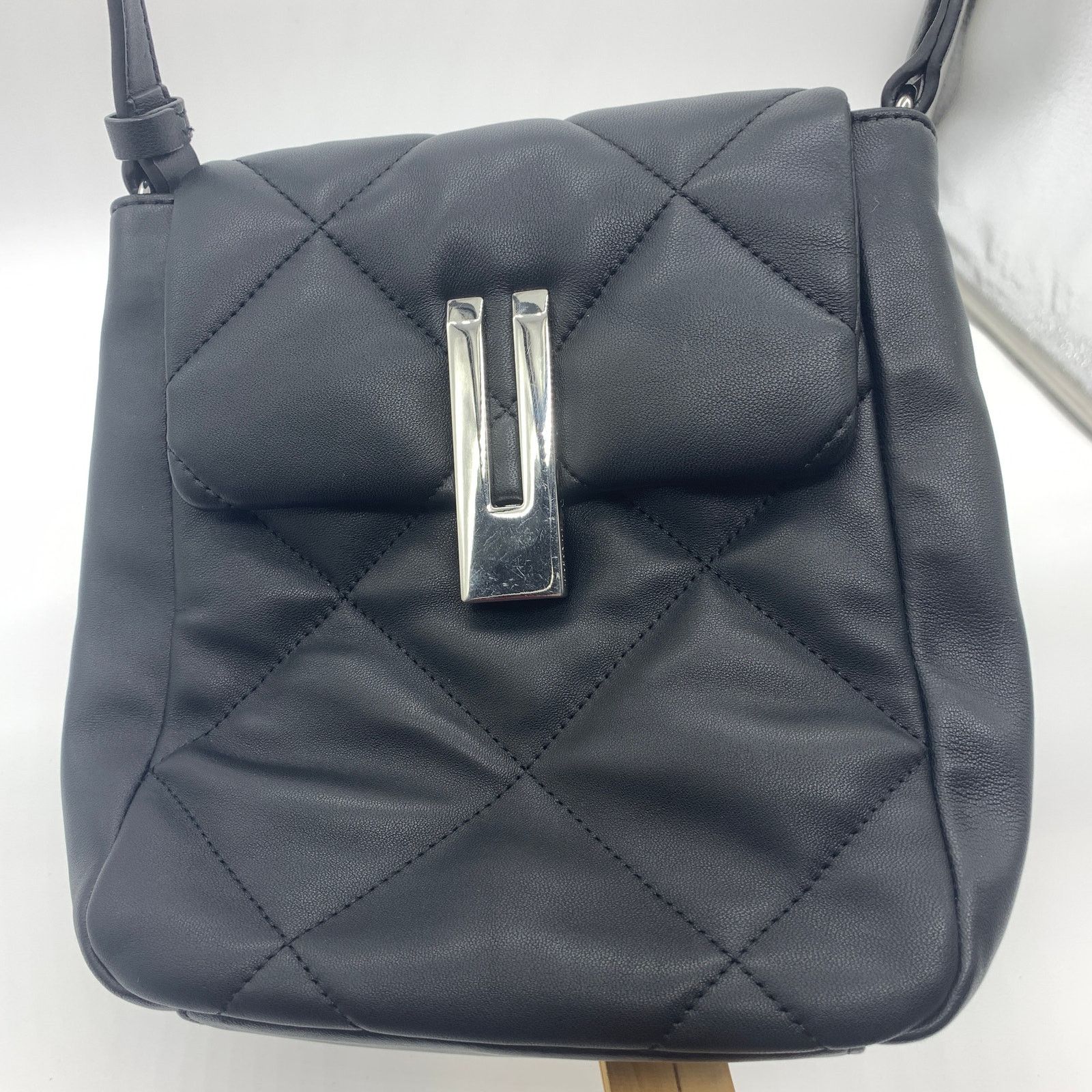 Vince Camuto Vince Camuto Womens Crossbody Bag Quilted Leather Size ONE SIZE - 1 Thumbnail
