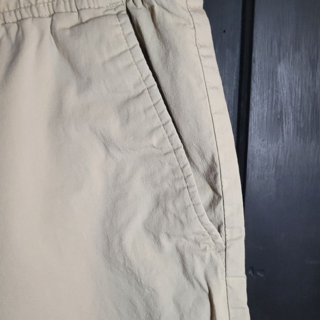 Banana Republic Banana Republic womens XL khaki shorts, NWOT Size 38" / US 16 / IT 52 - 5 Thumbnail
