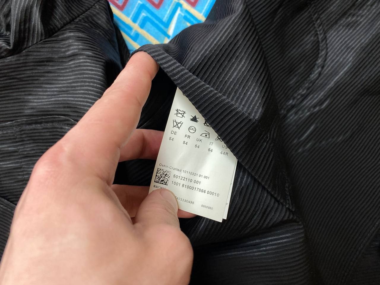 Hugo Boss Blazers Vintage Hugo Boss Y2K Black Streetwear Size 44R - 4 Thumbnail