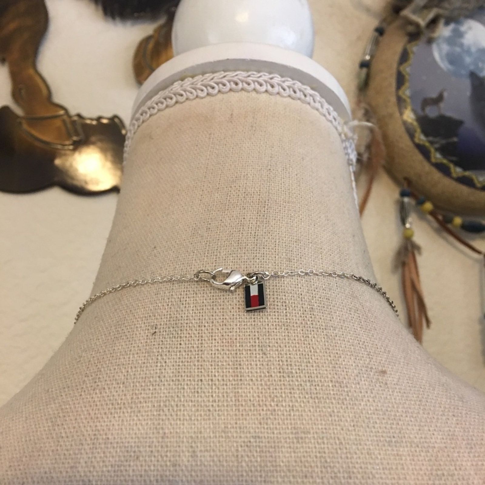 Tommy Hilfiger Tommy Hilfiger glass stone pendant on chain Size ONE SIZE - 5 Thumbnail