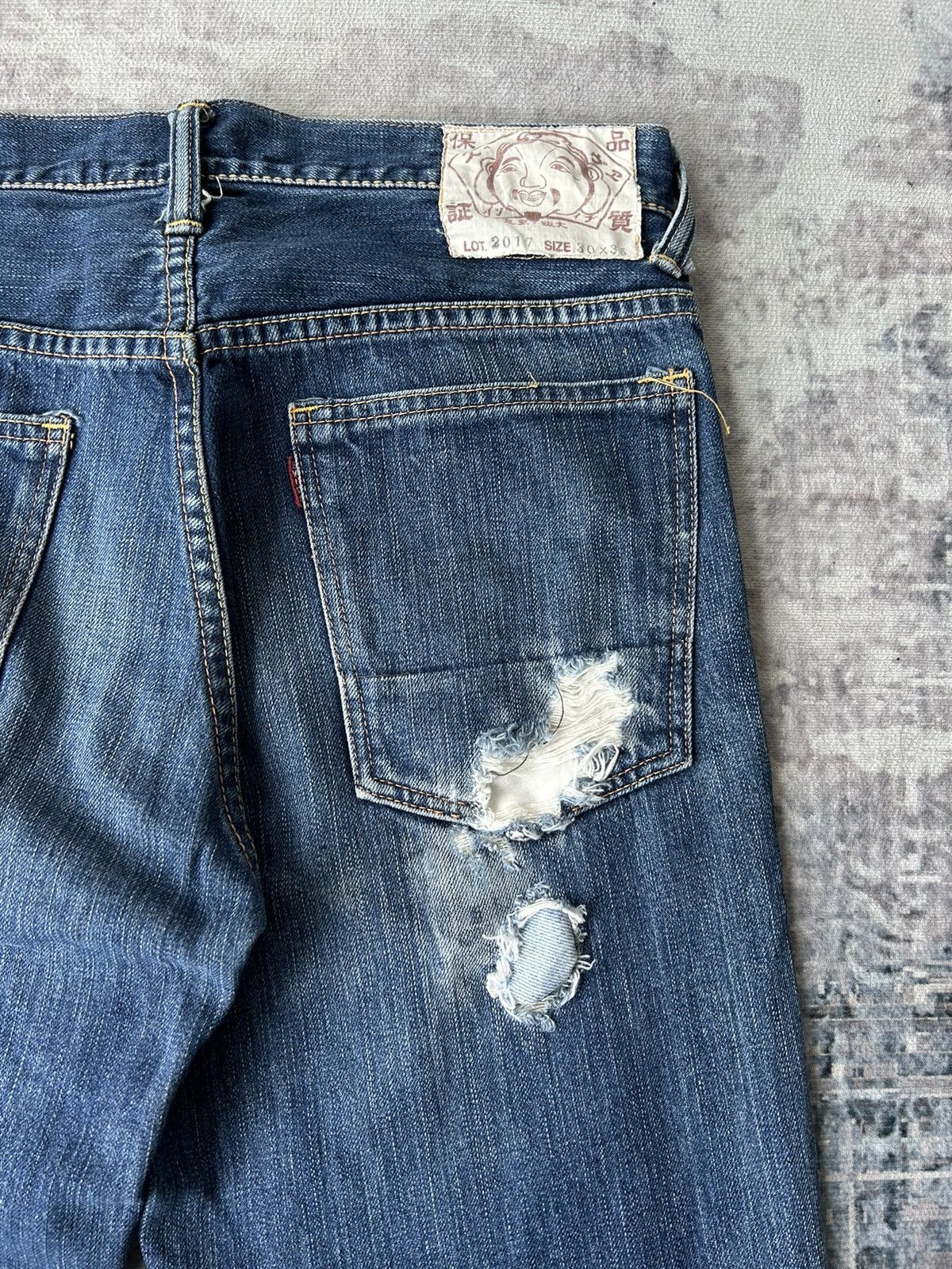Evisu ‘2000’ Vintage Evisu Distressed Jeans Size US 30 / EU 46 - 15 Thumbnail