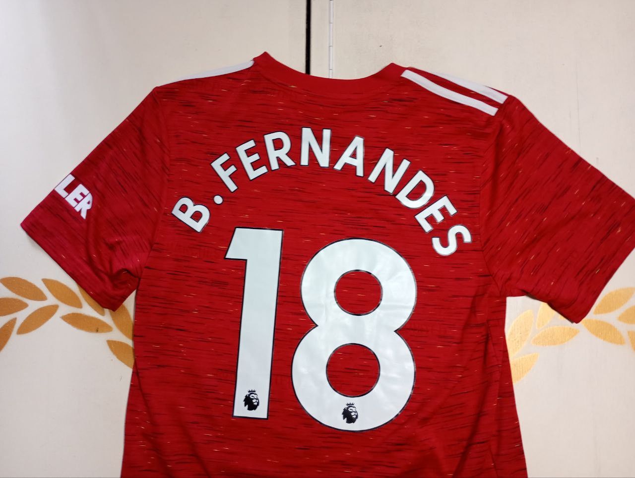 Adidas Manchester United FC Home Jersey 18 B.Fernandes 2020-2021 Size US M / EU 48-50 / 2 - 9 Thumbnail