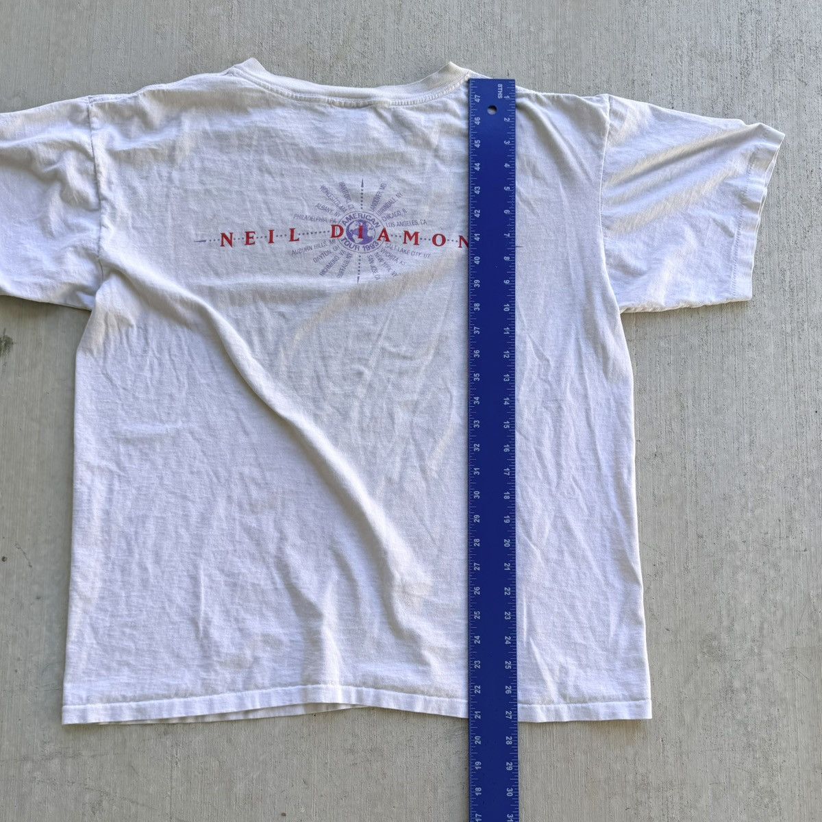 Band Tees Vintage Neil Diamond Band T Shirt 93 World Tour Size US XL / EU 56 / 4 - 9 Thumbnail