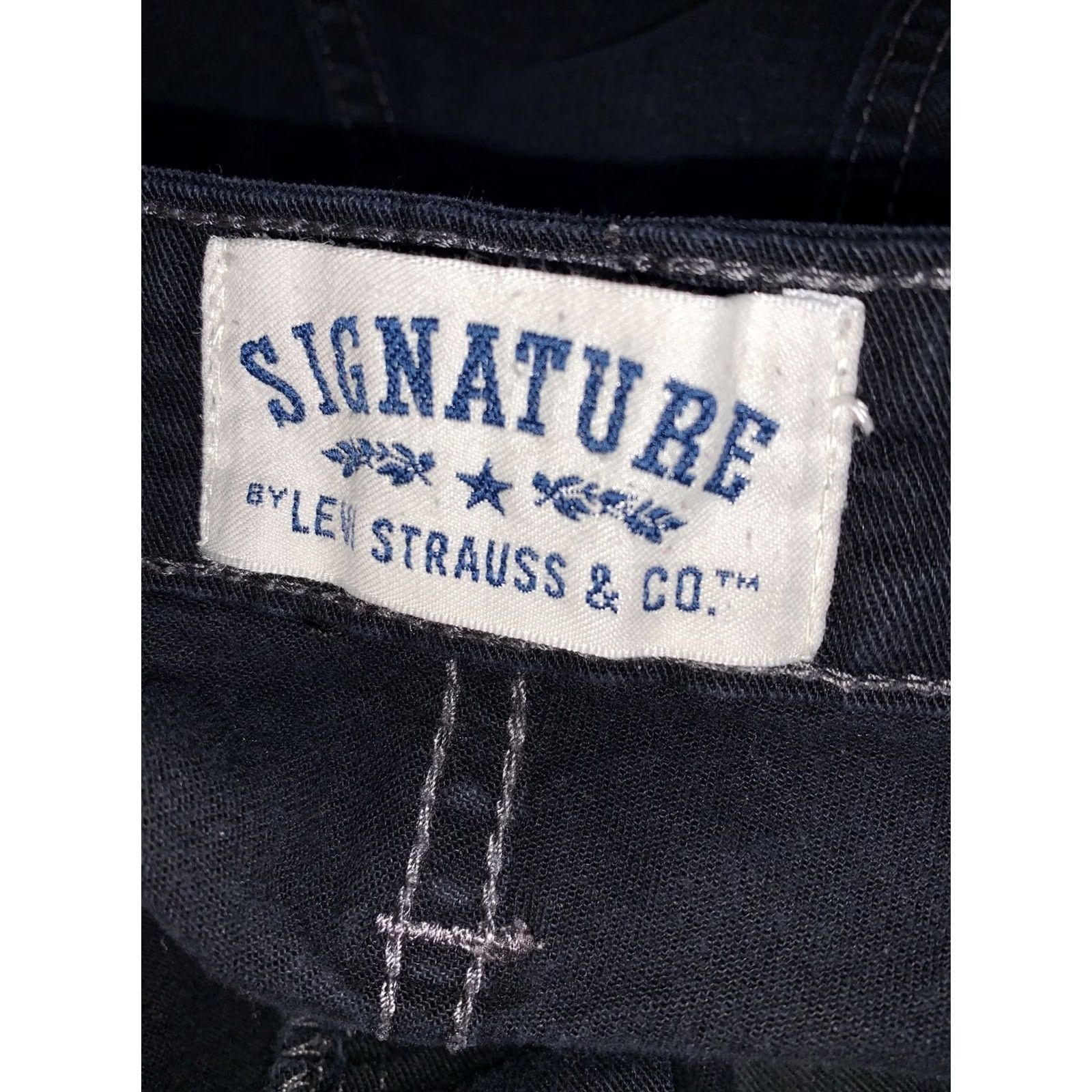 Levi's Levi’s Strauss Misses Size 6 Black Denim Stretch Shorts-6220 Size 28" / US 6 / IT 42 - 8 Thumbnail