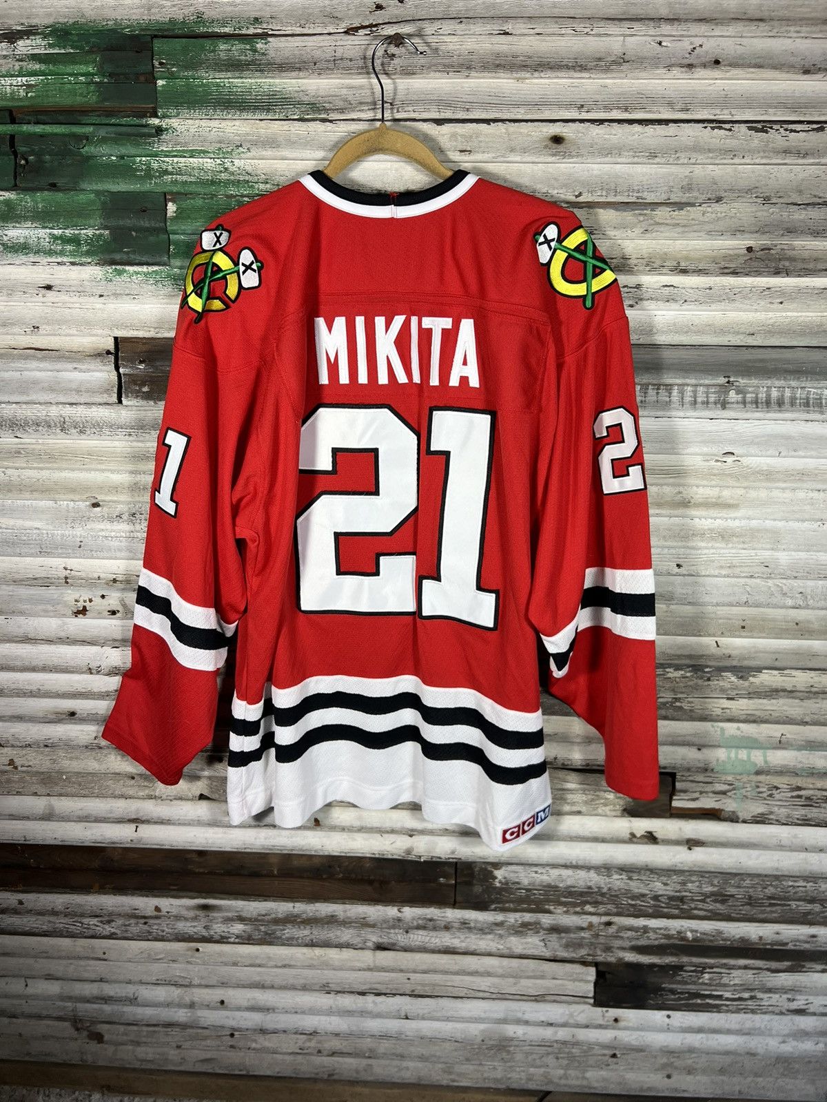 Chicago Blackhawks Stan offers Mikita CCM Jersey