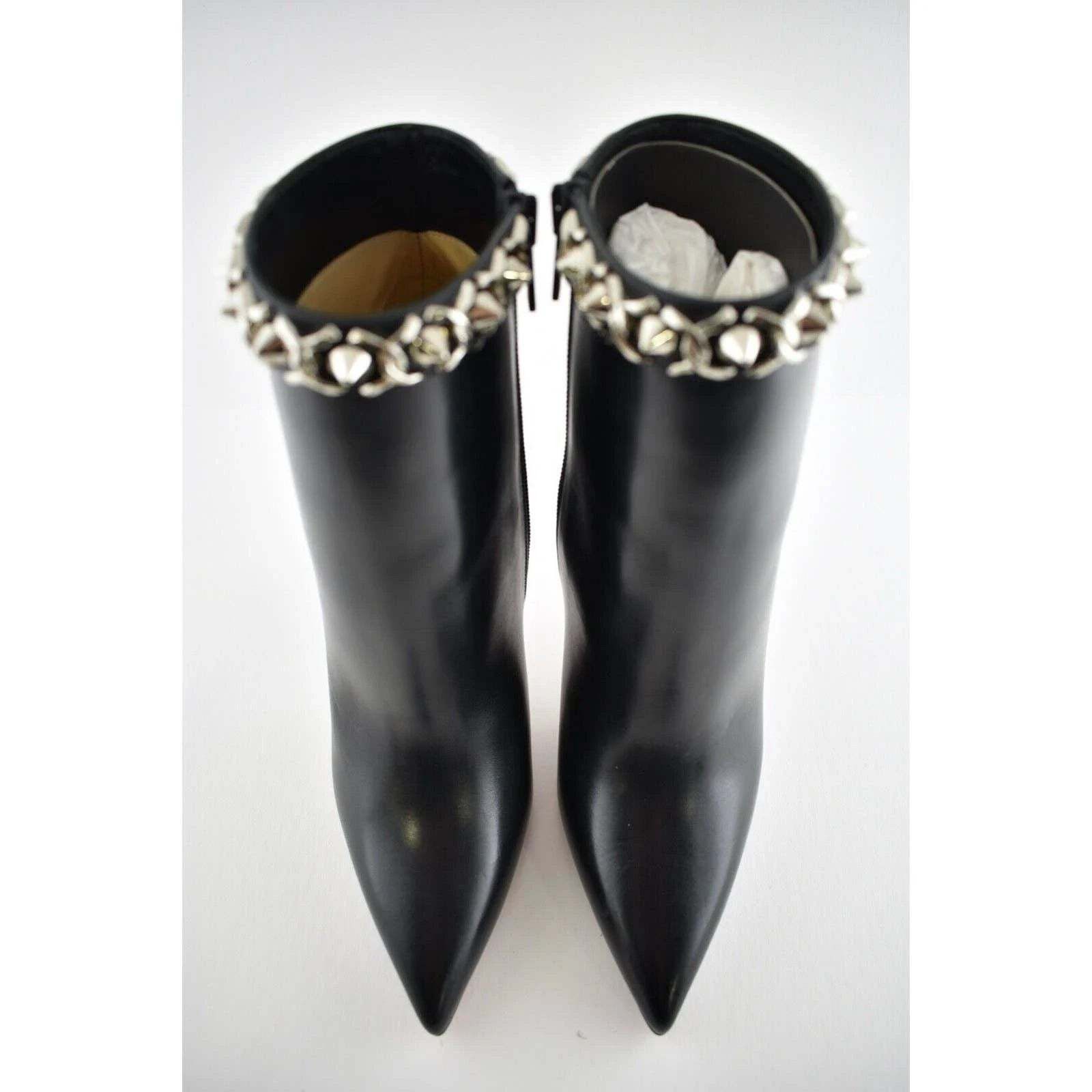 Christian Louboutin Christian Louboutin Booty Chain 100 Black Calf Leather Ankle Size US 7.5 / IT 37.5 - 6 Thumbnail