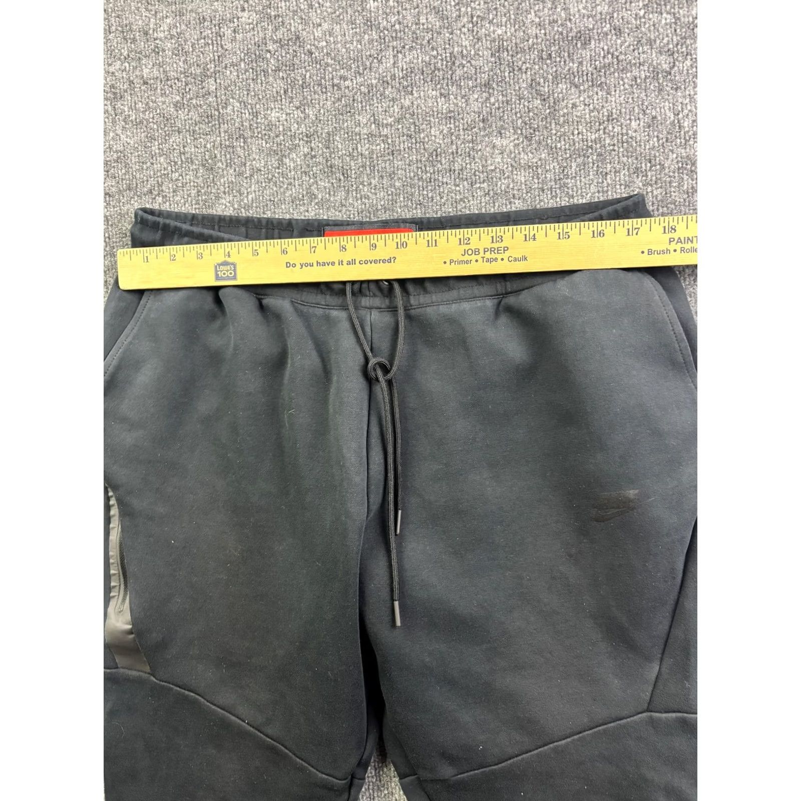 Nike Nike Sweatpants Mens XL Black Fleece Joggers Elastic Waist Zip Pocket Pants Slim Tapered Mens XL Black Jogger Gear Size US 36 / EU 52 - 3 Thumbnail