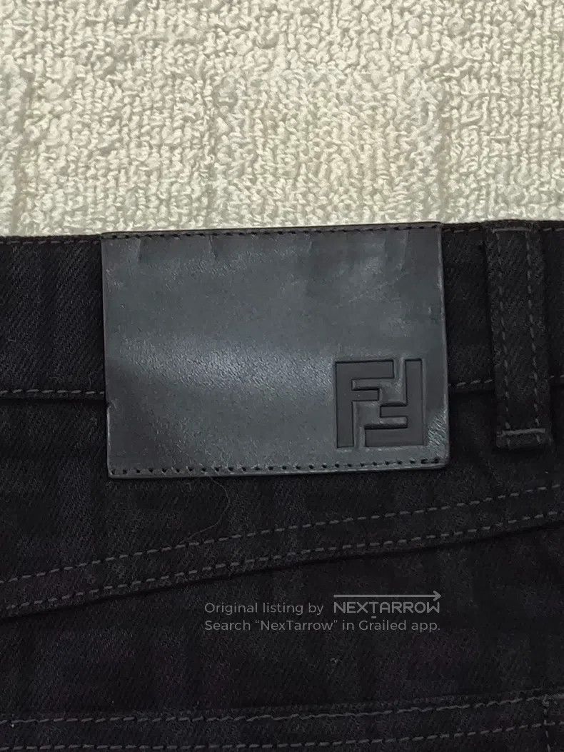 Fendi Fendi Patterned embossed short denim Size 26" / US 2 / IT 38 - 5 Thumbnail