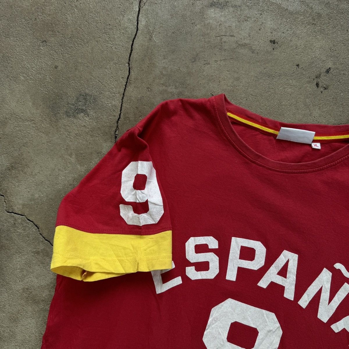 Designer × Vintage Vintage Y2K Espania Logo T-Shirt Size US XL / EU 56 / 4 - 6 Thumbnail