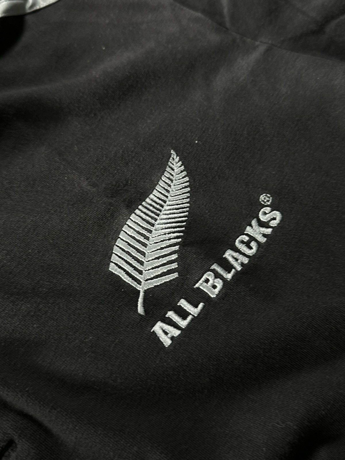 Adidas × Canterbury of New Zealand 00s VINTAGE ADIDAS ALL BLACKS RUGBY NEW ZEALAND SIZE XL-XXL Size US XL / EU 56 / 4 - 6 Thumbnail