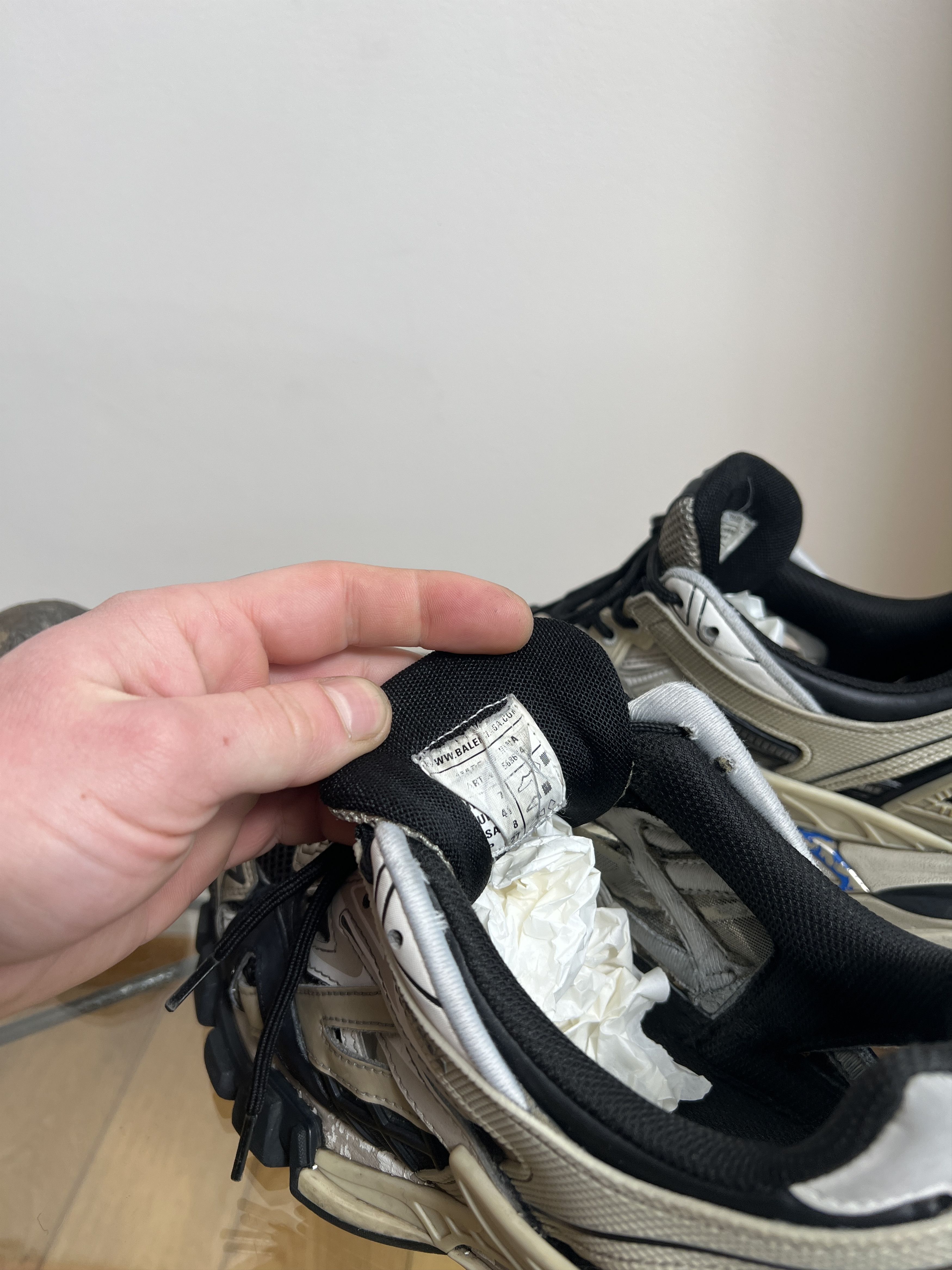 Balenciaga TRACK.2 BEIGE SZ EU 41 Size US 8 / EU 41 - 18 Thumbnail