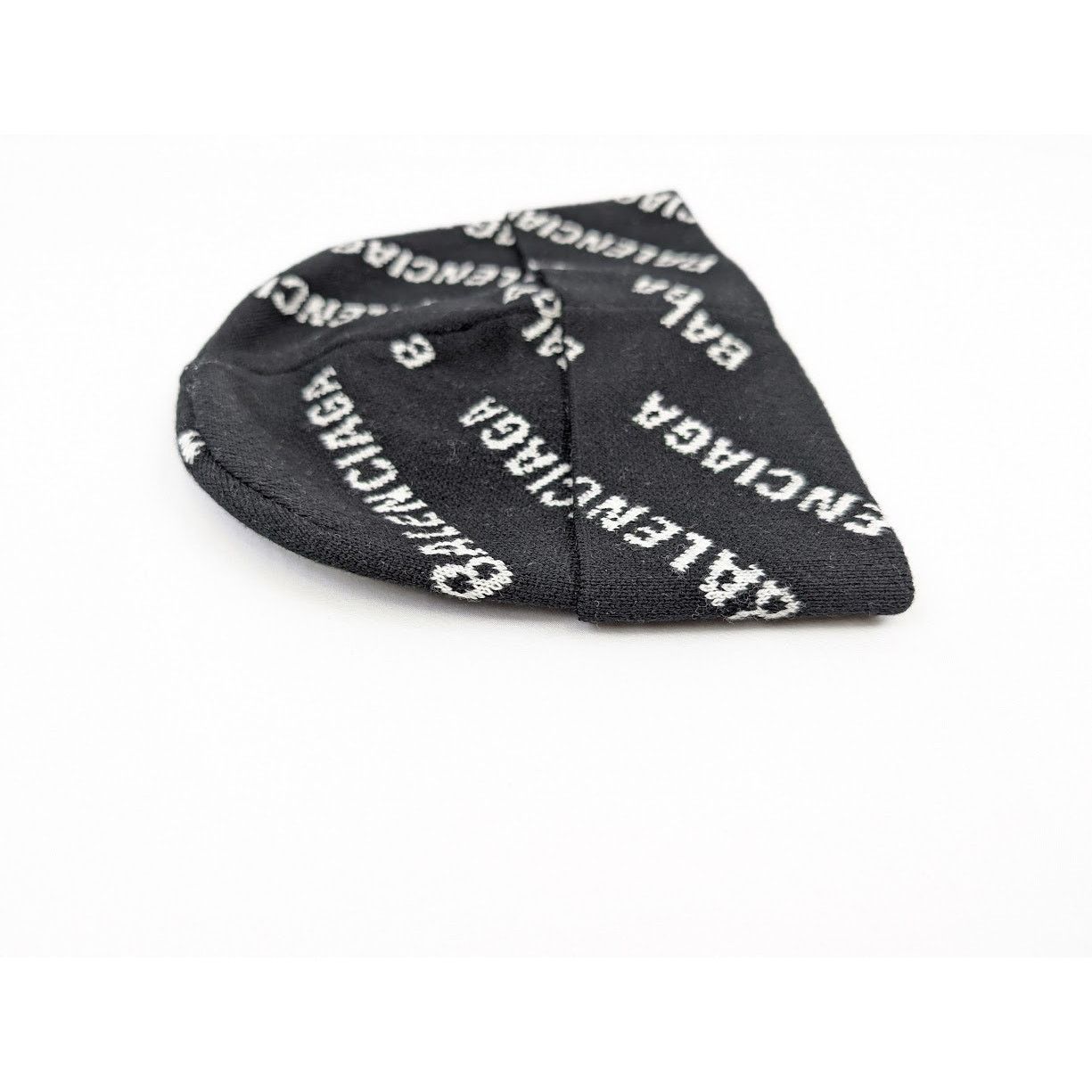 Balenciaga o1rshd1 Q:2 / Size: OS / Logo Beanie Cap / Hat in Black Size ONE SIZE - 5 Thumbnail