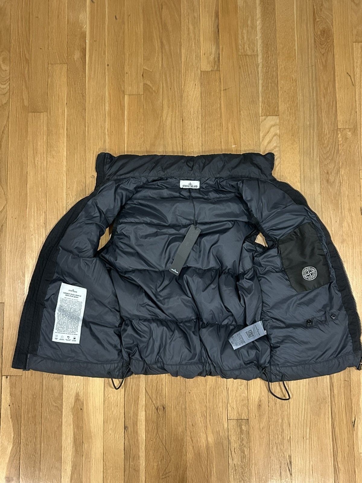 Stone Island Stone Island GARMENT DYED CRINKLE REPS R-NY DOWN Vest Size US M / EU 48-50 / 2 - 5 Thumbnail