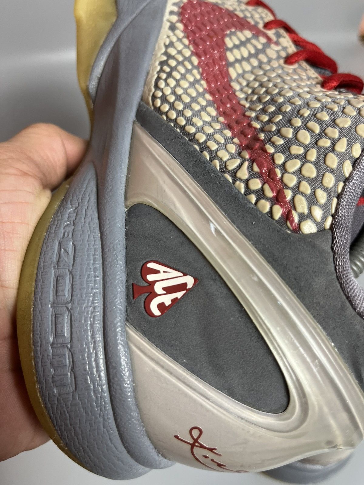 Nike Nike Kobe VI lower merion aces 2011 Size US 10 / EU 43 - 4 Thumbnail