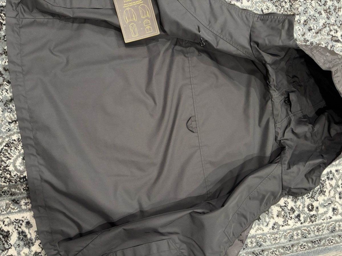 Louis Vuitton louis vuitton monogram reversible nylon jacket Size US M / EU 48-50 / 2 - 4 Thumbnail